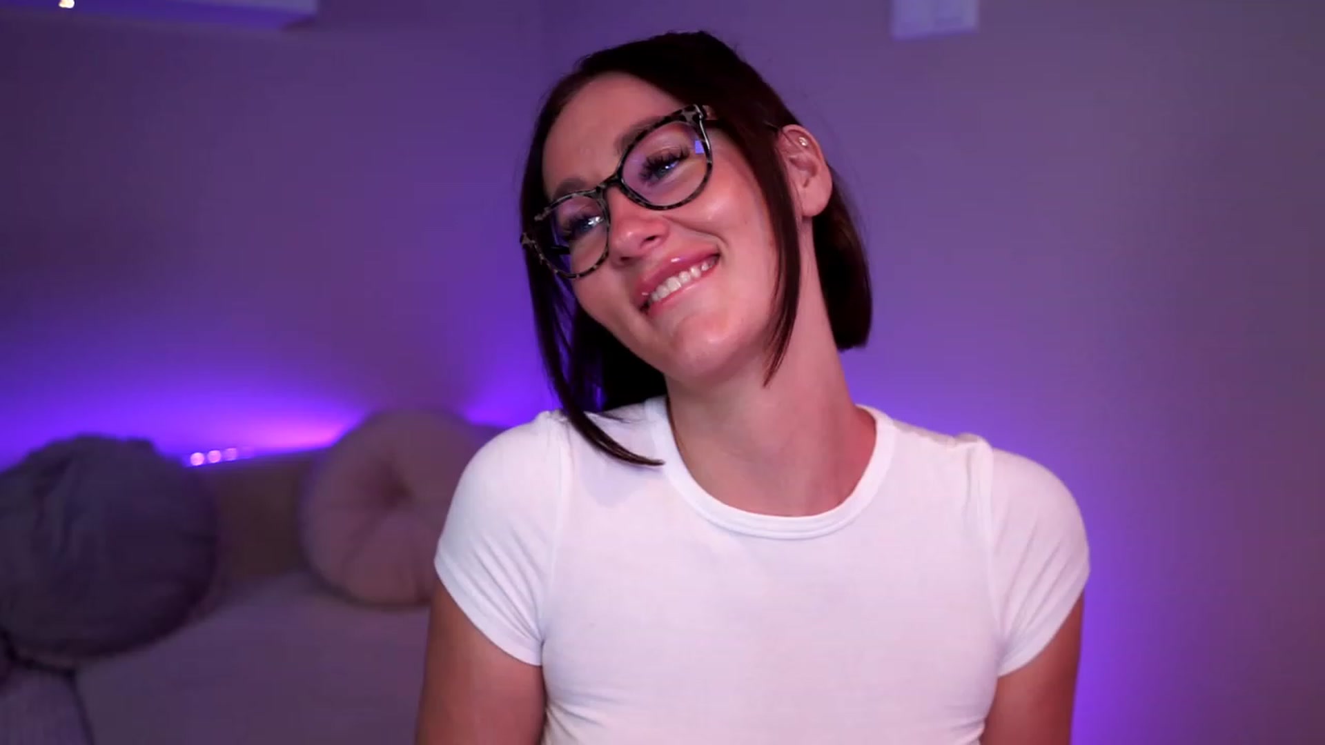 Gallery image thumbnail from Queen_Dasha's myfreecams stream on, 06/19/2023, 21:09 image 8 of 20