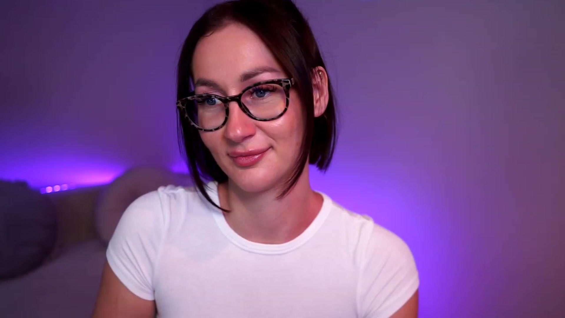 Gallery image thumbnail from Queen_Dasha's myfreecams stream on, 06/19/2023, 21:09 image 13 of 20