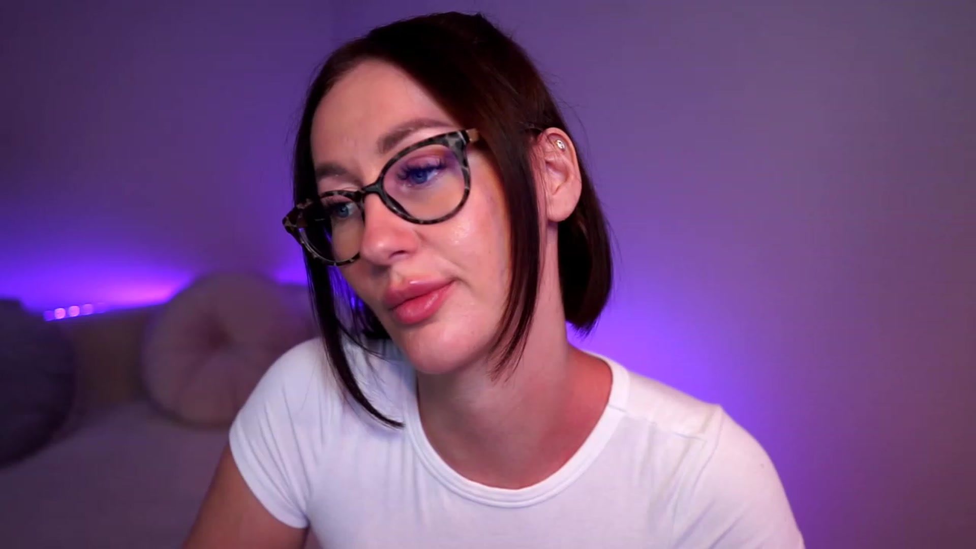 Gallery image thumbnail from Queen_Dasha's myfreecams stream on, 06/19/2023, 23:14 image 1 of 20