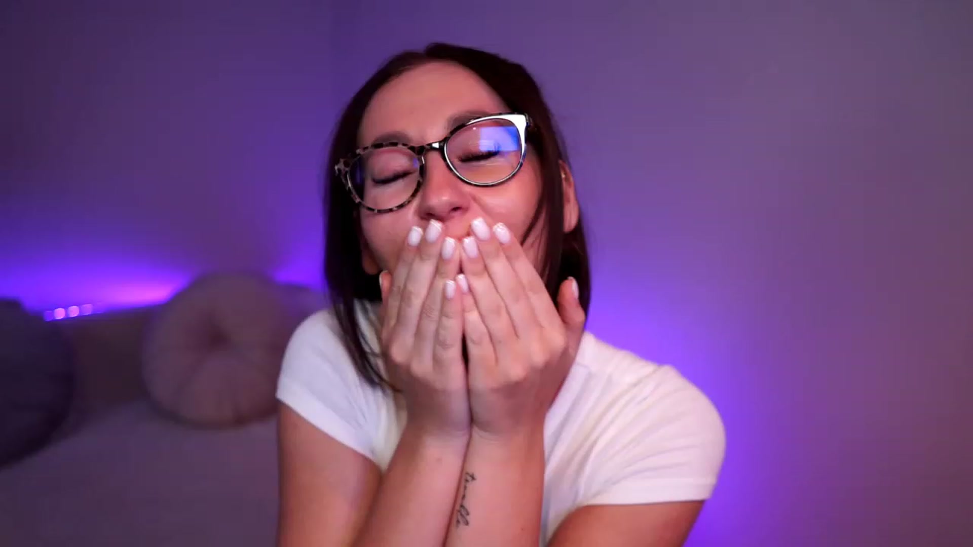 Gallery image thumbnail from Queen_Dasha's myfreecams stream on, 06/19/2023, 23:14 image 3 of 20