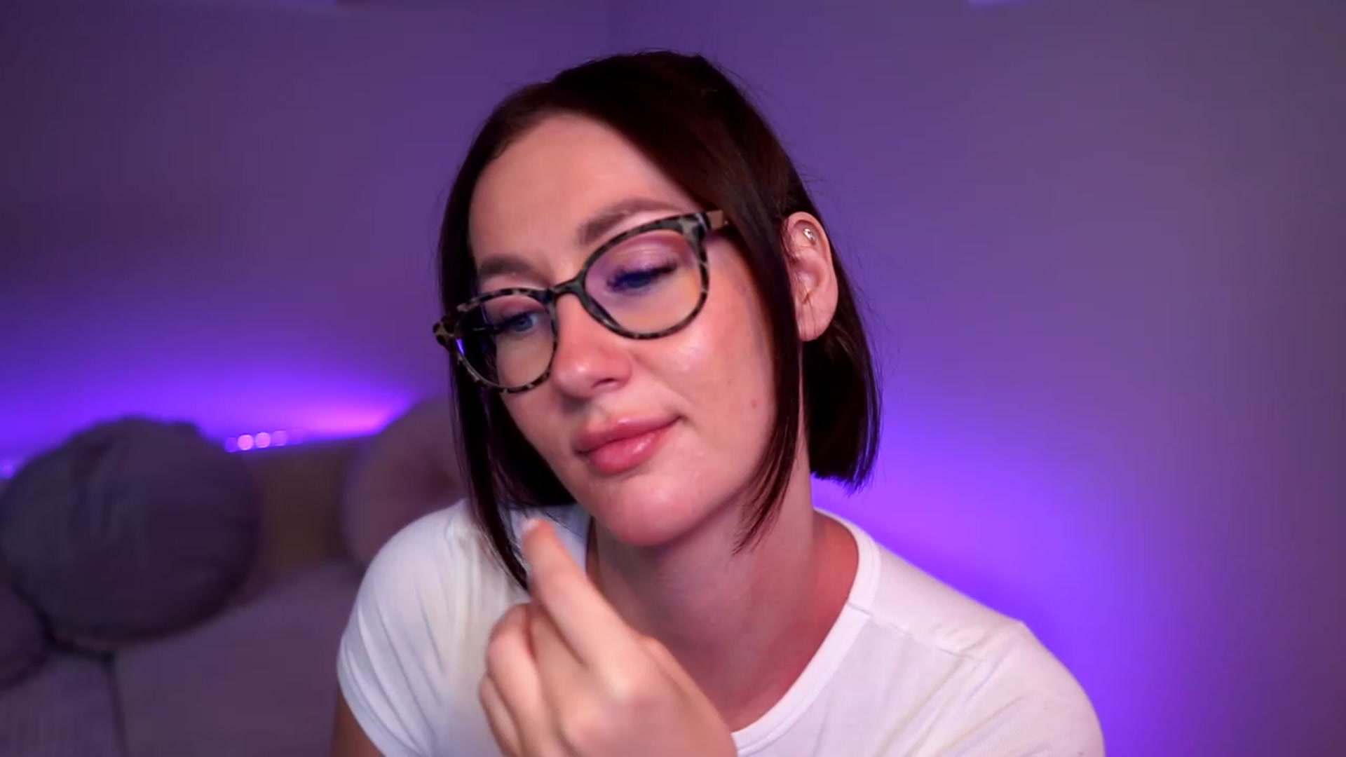 Gallery image thumbnail from Queen_Dasha's myfreecams stream on, 06/19/2023, 23:14 image 15 of 20