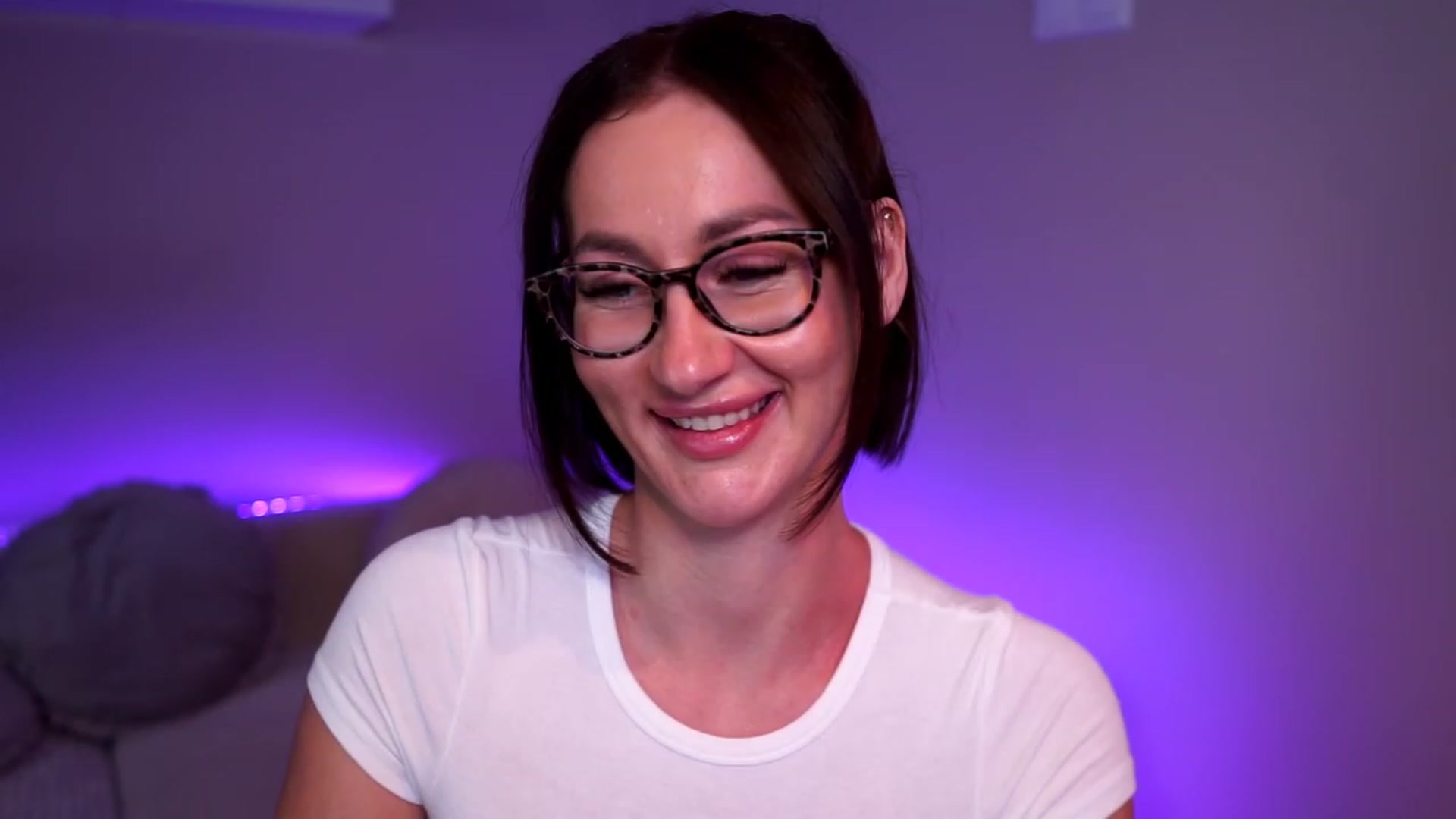 Gallery image thumbnail from Queen_Dasha's myfreecams stream on, 06/19/2023, 23:14 image 10 of 20