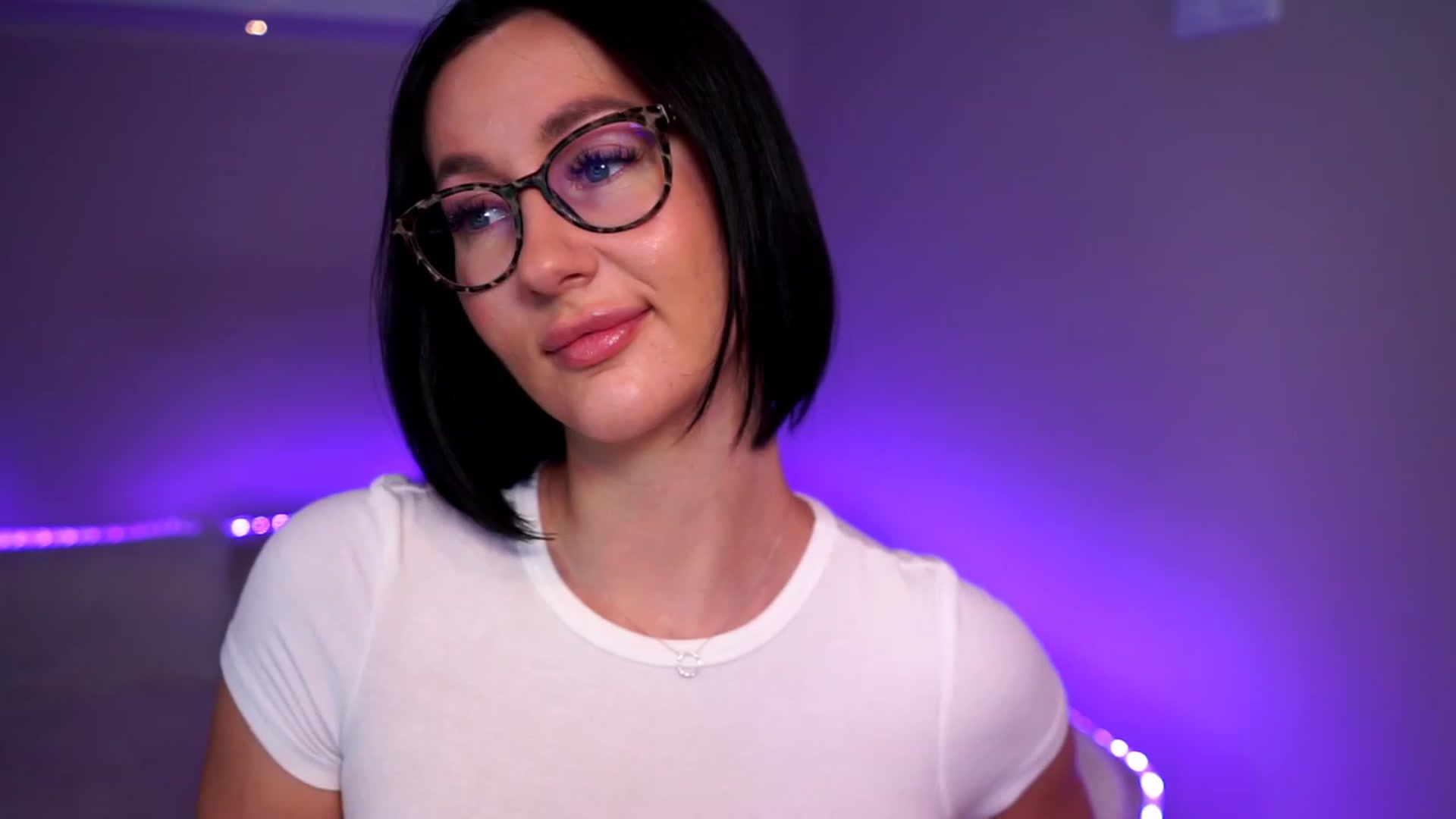 Gallery image thumbnail from Queen_Dasha's myfreecams stream on, 06/24/2023, 20:40 image 18 of 20