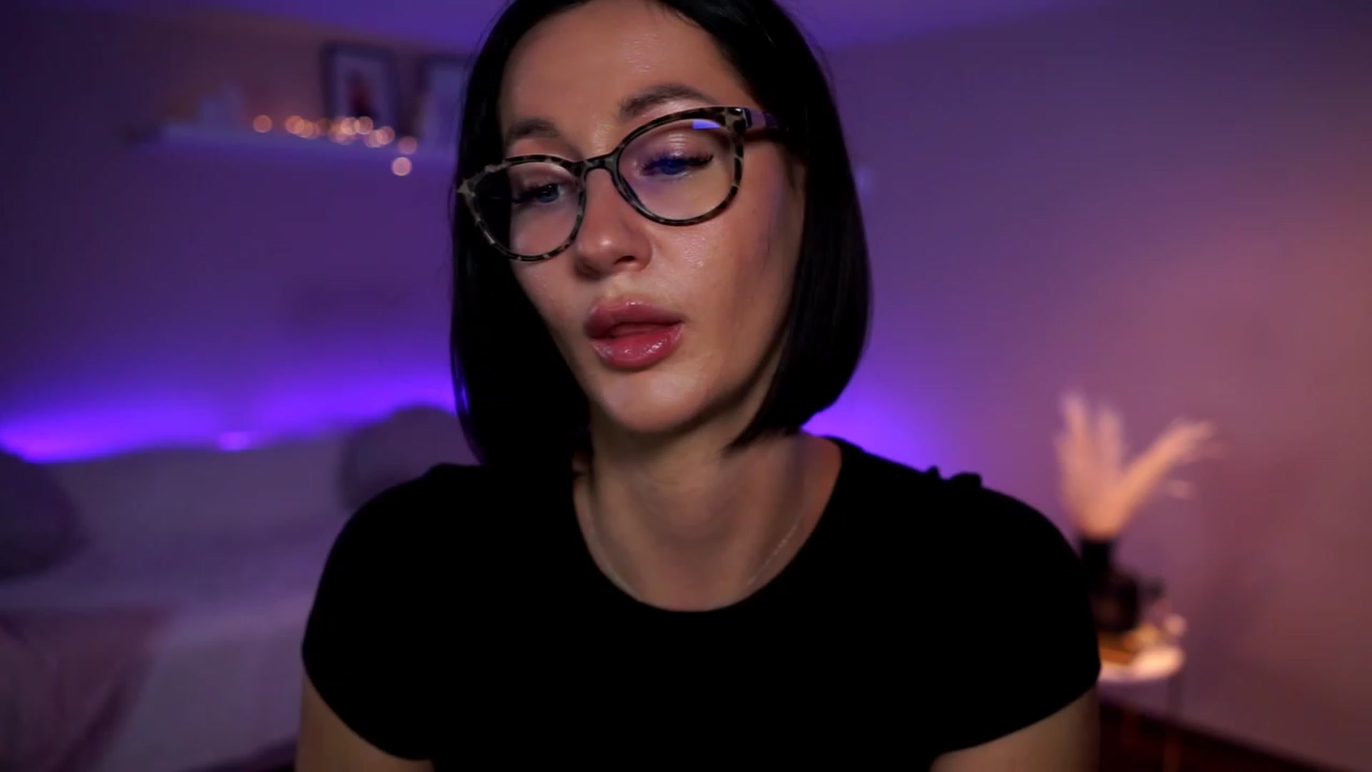 Gallery image thumbnail from Queen_Dasha's myfreecams stream on, 06/26/2023, 19:28 image 1 of 20