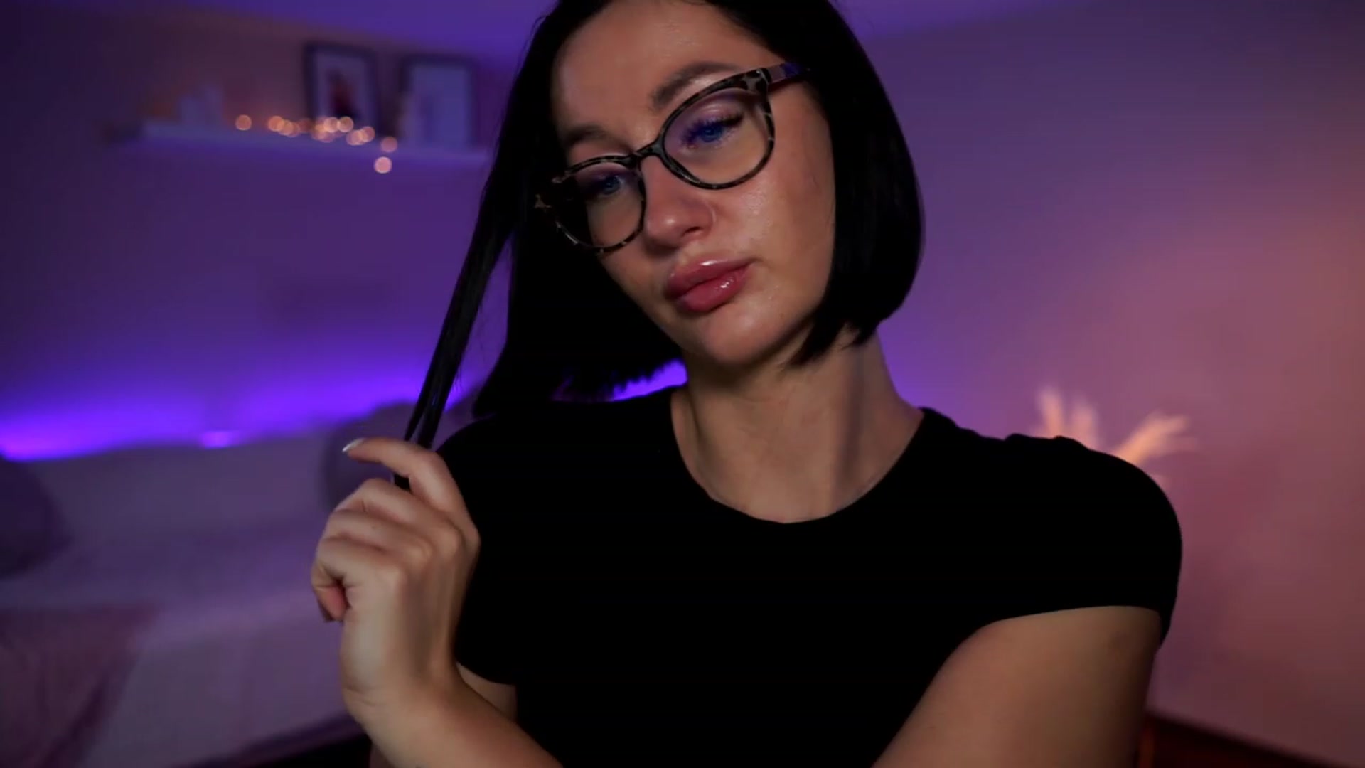 Gallery image thumbnail from Queen_Dasha's myfreecams stream on, 06/26/2023, 19:28 image 4 of 20