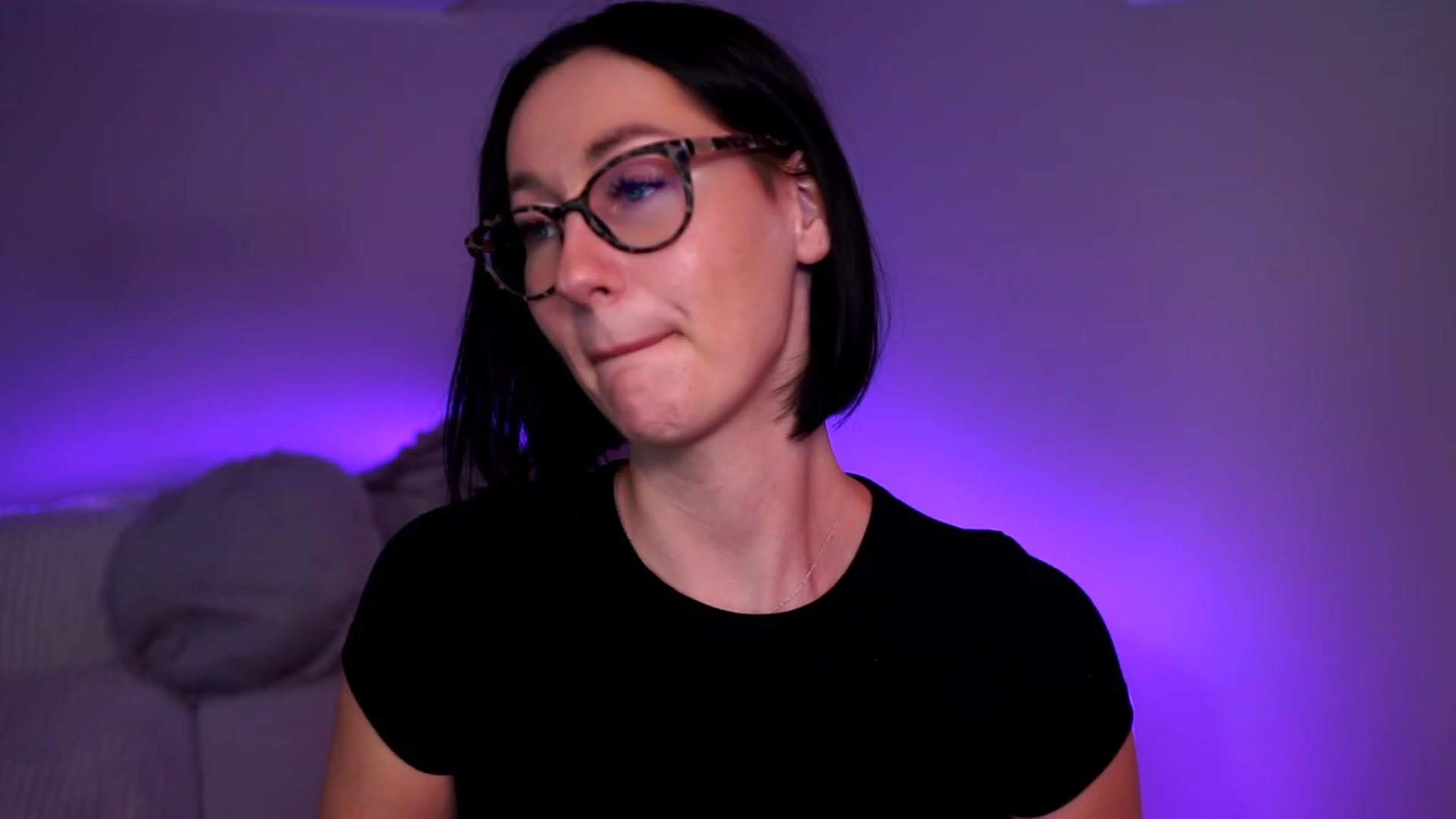 Gallery image thumbnail from Queen_Dasha's myfreecams stream on, 06/26/2023, 20:30 image 10 of 20