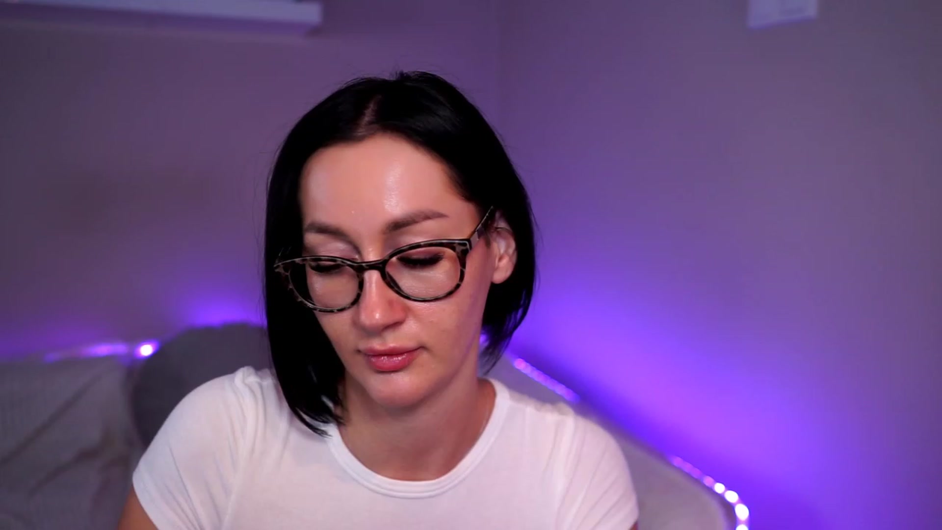 Gallery image thumbnail from Queen_Dasha's myfreecams stream on, 07/01/2023, 24:19 image 10 of 20