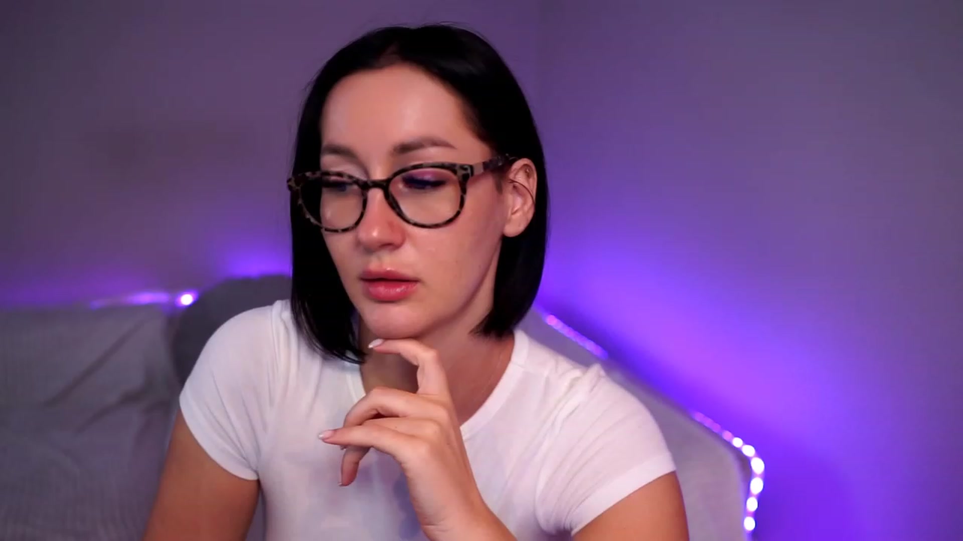 Gallery image thumbnail from Queen_Dasha's myfreecams stream on, 07/01/2023, 24:19 image 1 of 20