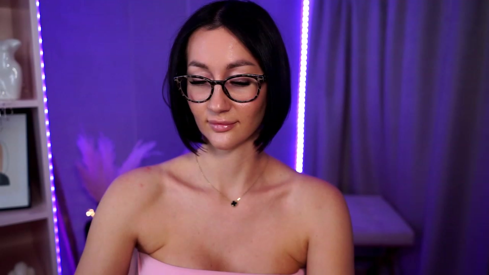 Gallery image thumbnail from Queen_Dasha's myfreecams stream on, 07/05/2023, 17:22 image 12 of 20