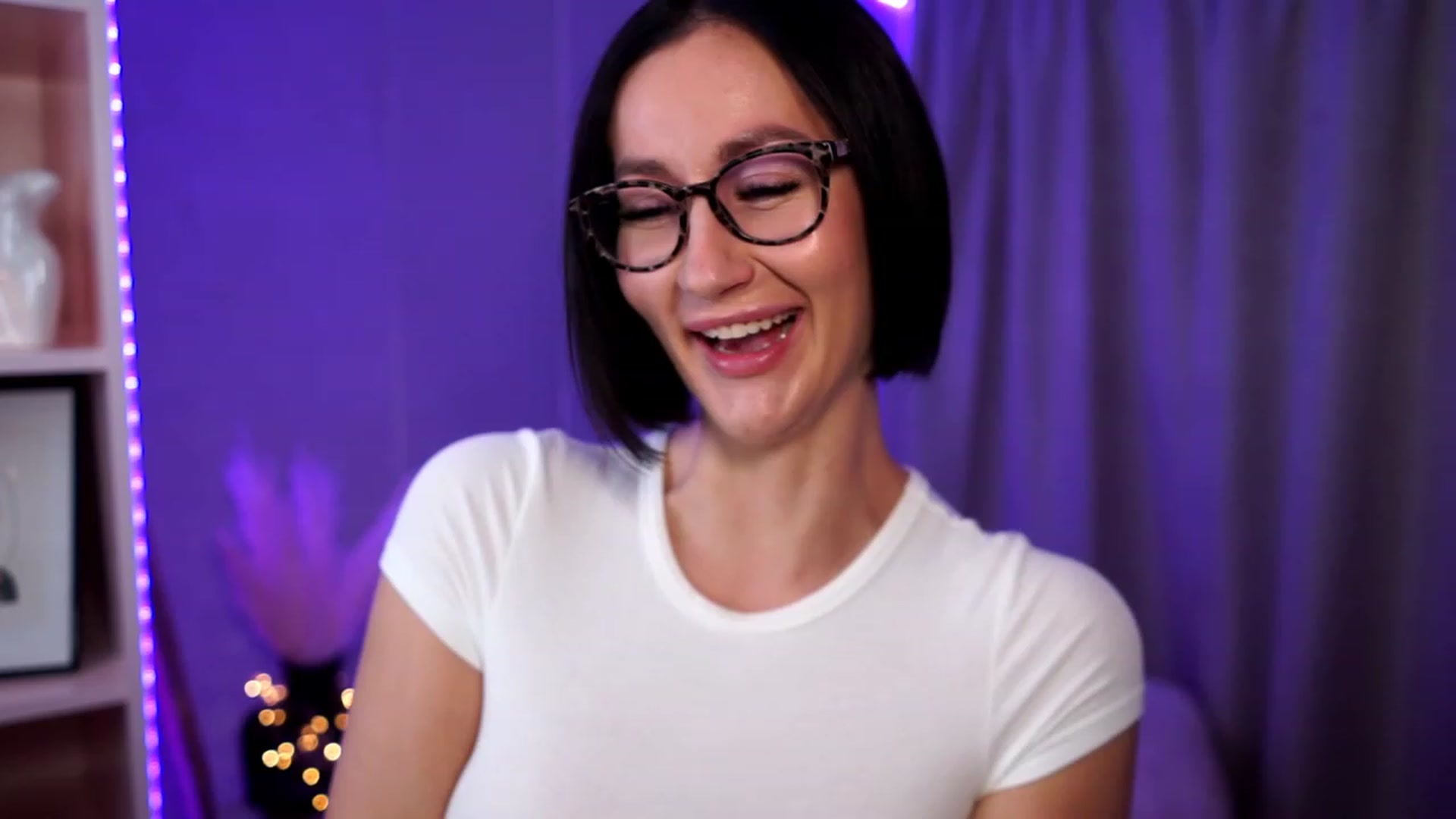 Gallery image thumbnail from Queen_Dasha's myfreecams stream on, 07/08/2023, 18:28 image 13 of 20