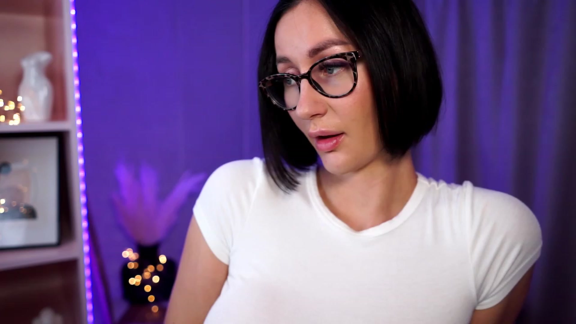 Gallery image thumbnail from Queen_Dasha's myfreecams stream on, 07/08/2023, 18:28 image 1 of 20