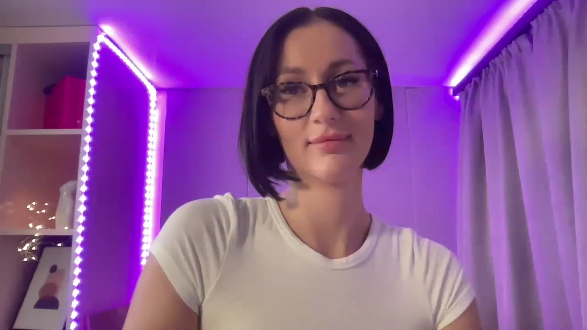 Gallery image thumbnail from Queen_Dasha's myfreecams stream on, 07/14/2023, 21:29 image 12 of 20