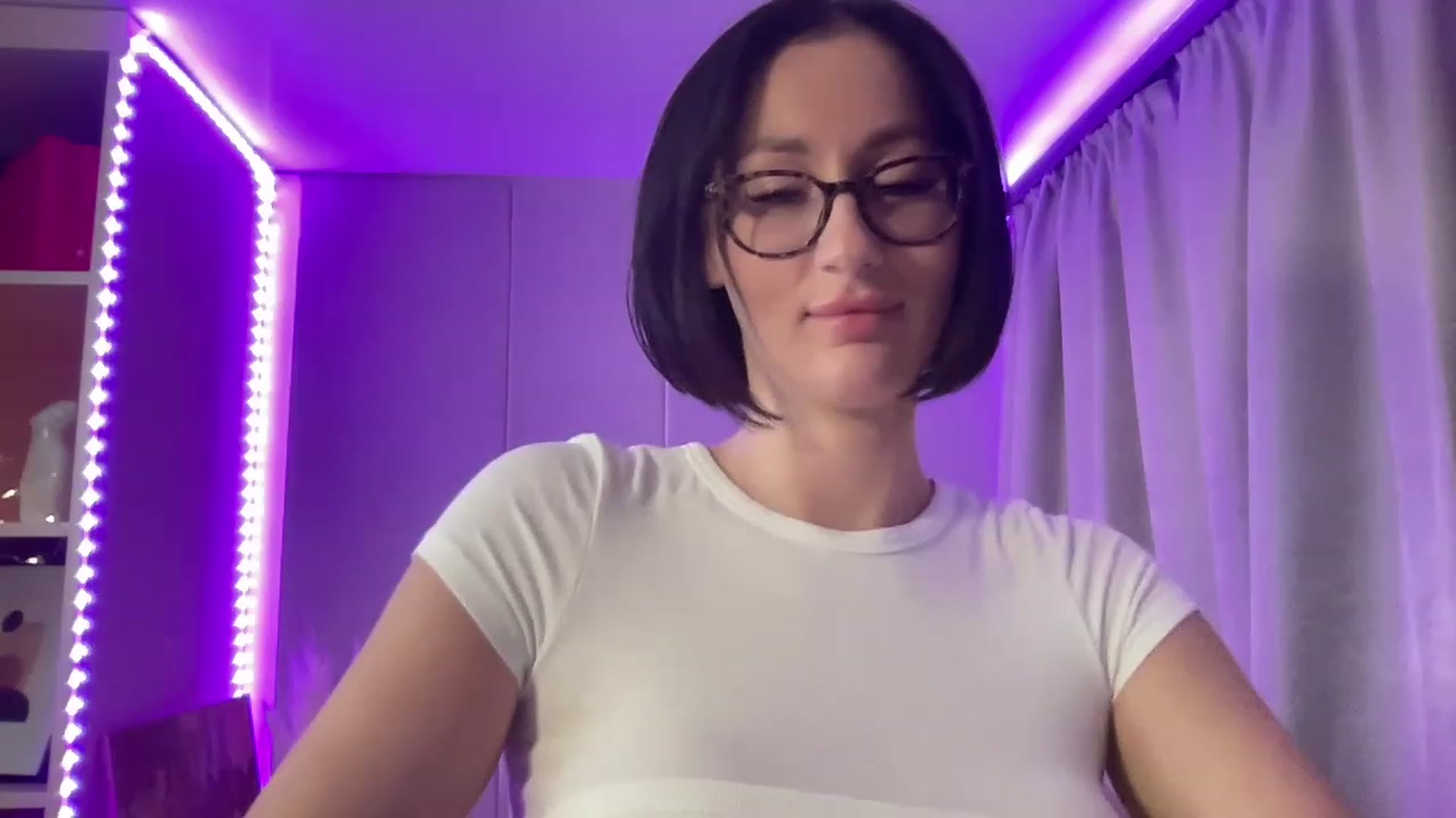 Gallery image thumbnail from Queen_Dasha's myfreecams stream on, 07/14/2023, 21:29 image 3 of 20