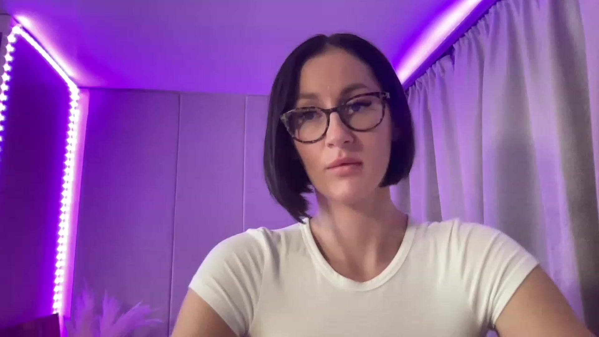 Gallery image thumbnail from Queen_Dasha's myfreecams stream on, 07/14/2023, 22:35 image 1 of 20