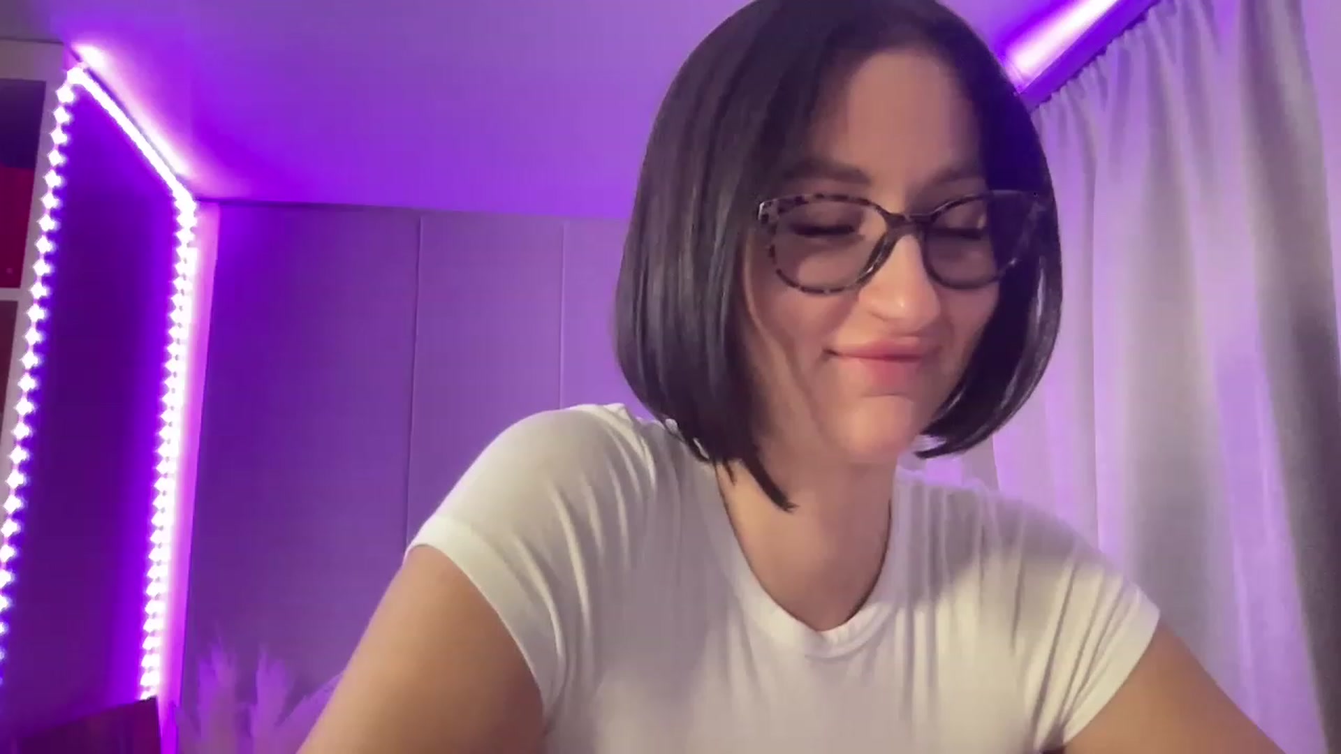 Gallery image thumbnail from Queen_Dasha's myfreecams stream on, 07/14/2023, 22:35 image 12 of 20