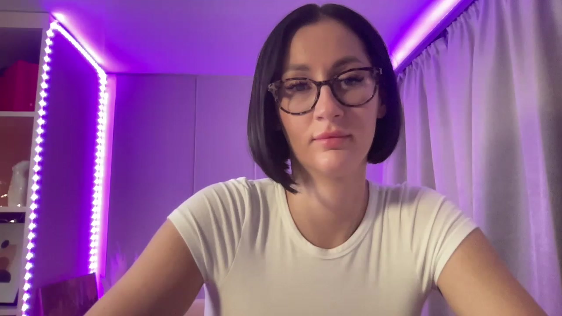 Gallery image thumbnail from Queen_Dasha's myfreecams stream on, 07/14/2023, 22:35 image 10 of 20