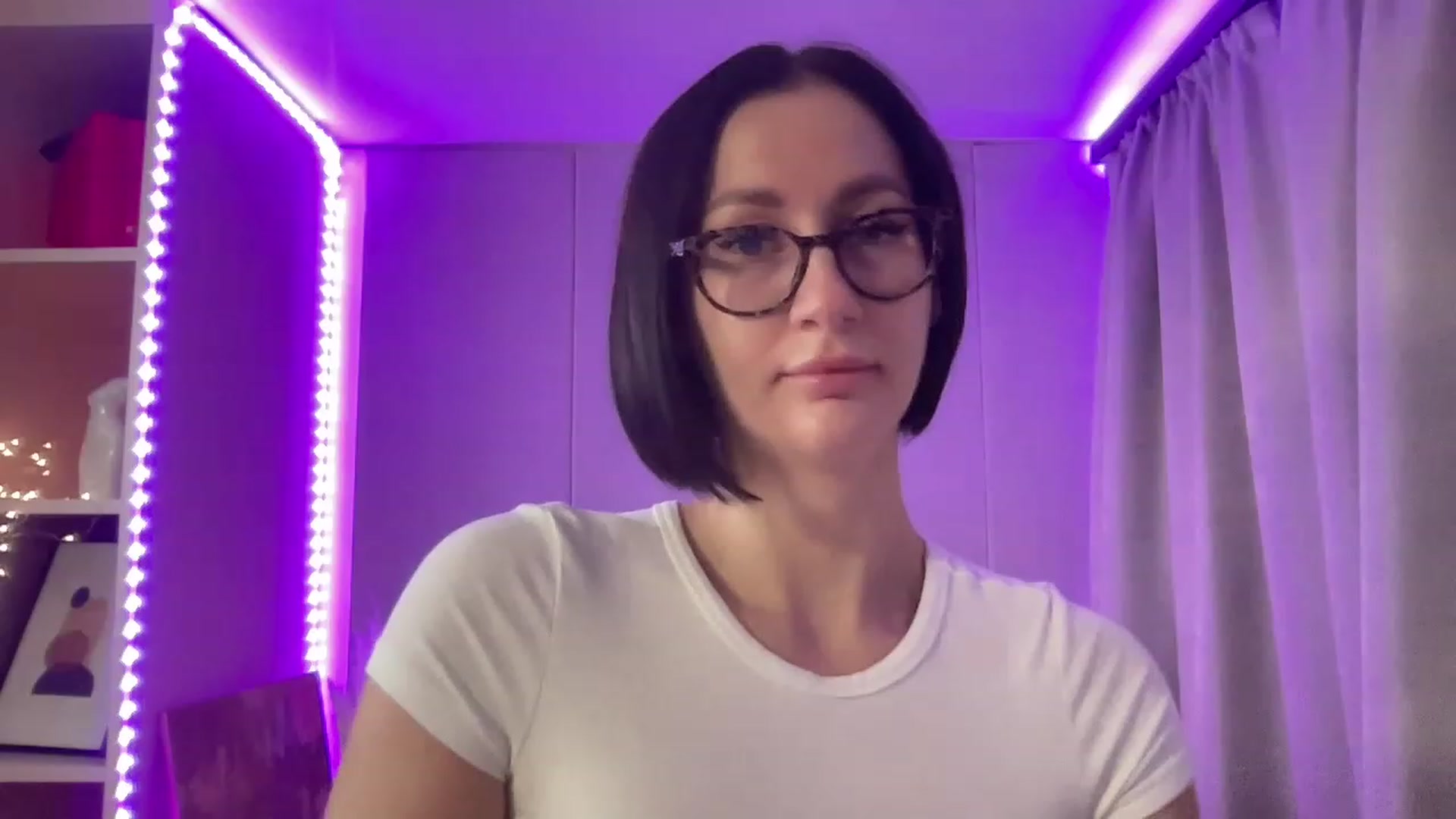 Gallery image thumbnail from Queen_Dasha's myfreecams stream on, 07/15/2023, 12:05 image 12 of 20