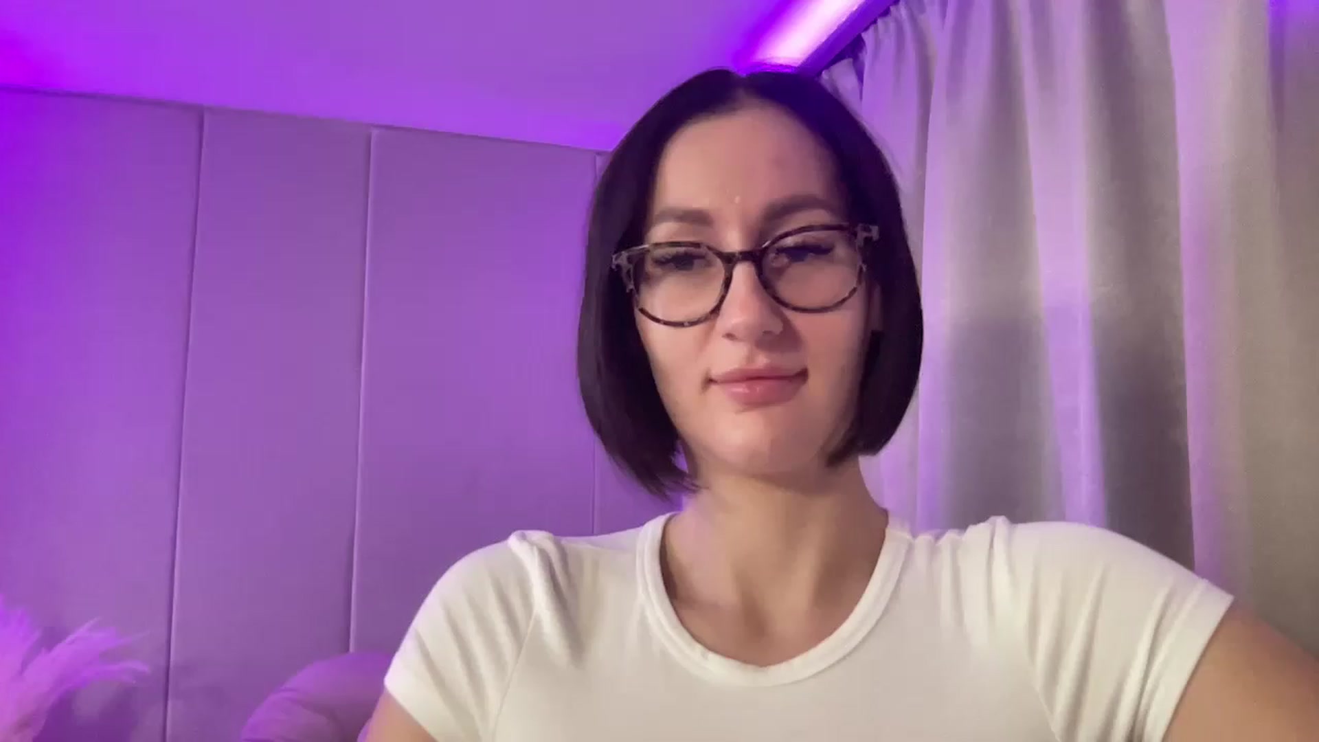 Gallery image thumbnail from Queen_Dasha's myfreecams stream on, 07/15/2023, 12:48 image 14 of 20