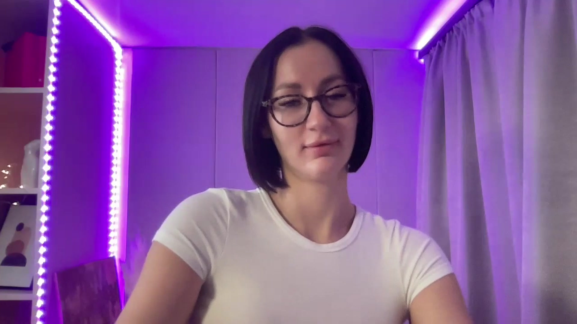 Gallery image thumbnail from Queen_Dasha's myfreecams stream on, 07/15/2023, 16:48 image 9 of 20