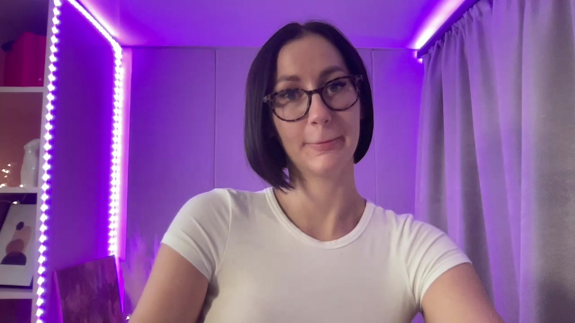 Gallery image thumbnail from Queen_Dasha's myfreecams stream on, 07/15/2023, 16:48 image 5 of 20