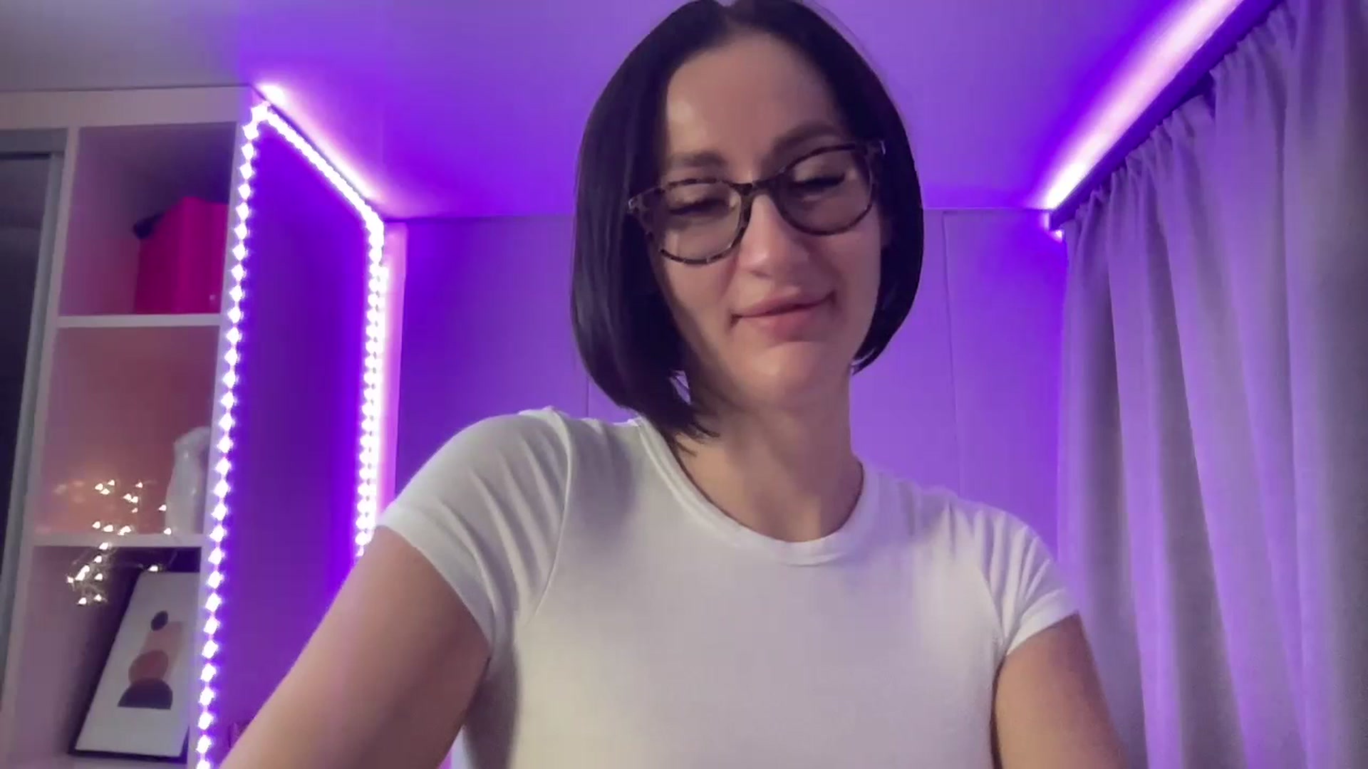 Gallery image thumbnail from Queen_Dasha's myfreecams stream on, 07/15/2023, 16:48 image 1 of 20