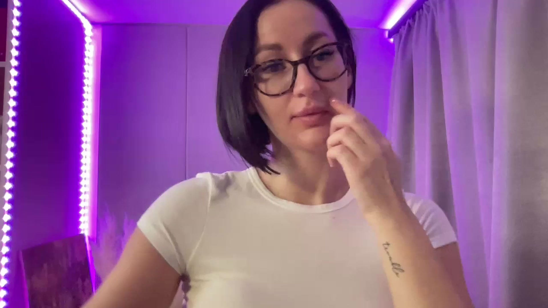 Gallery image thumbnail from Queen_Dasha's myfreecams stream on, 07/15/2023, 16:48 image 19 of 20