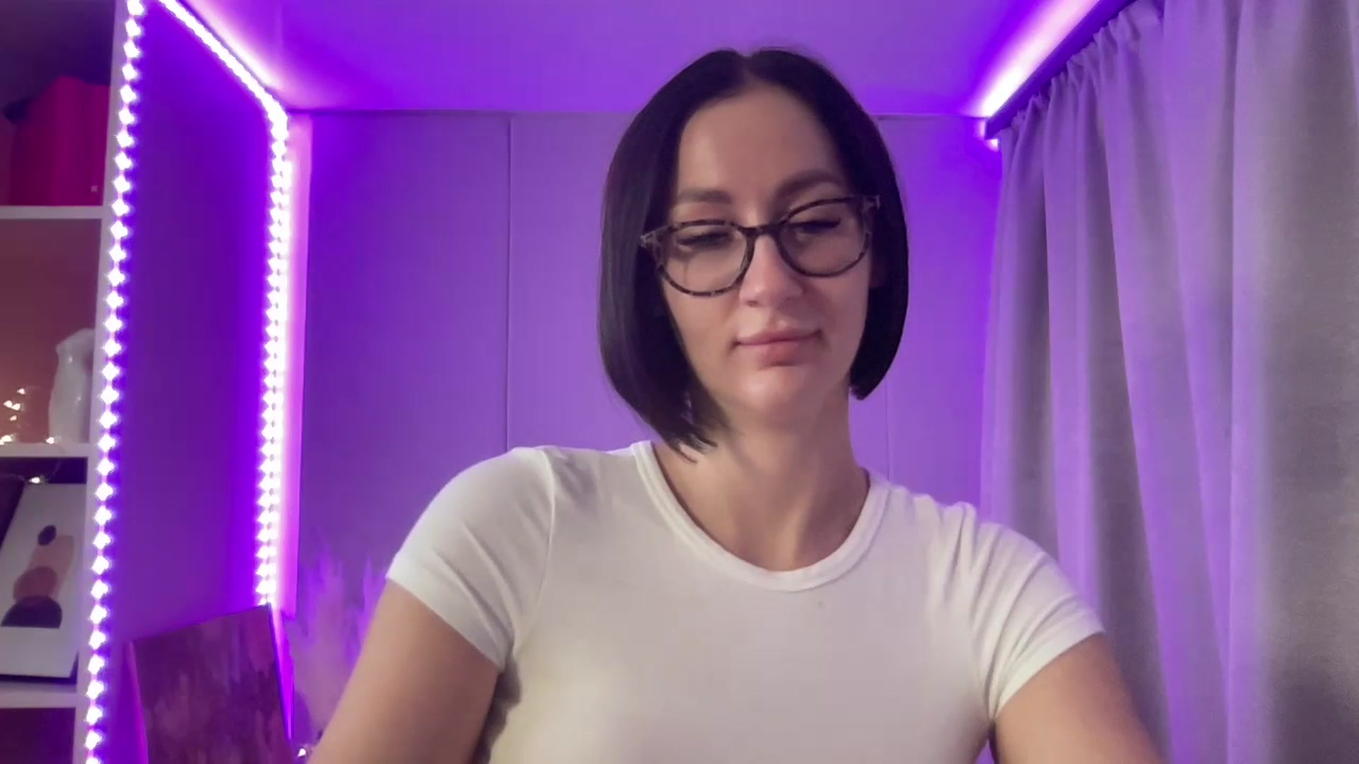 Gallery image thumbnail from Queen_Dasha's myfreecams stream on, 07/15/2023, 16:48 image 6 of 20