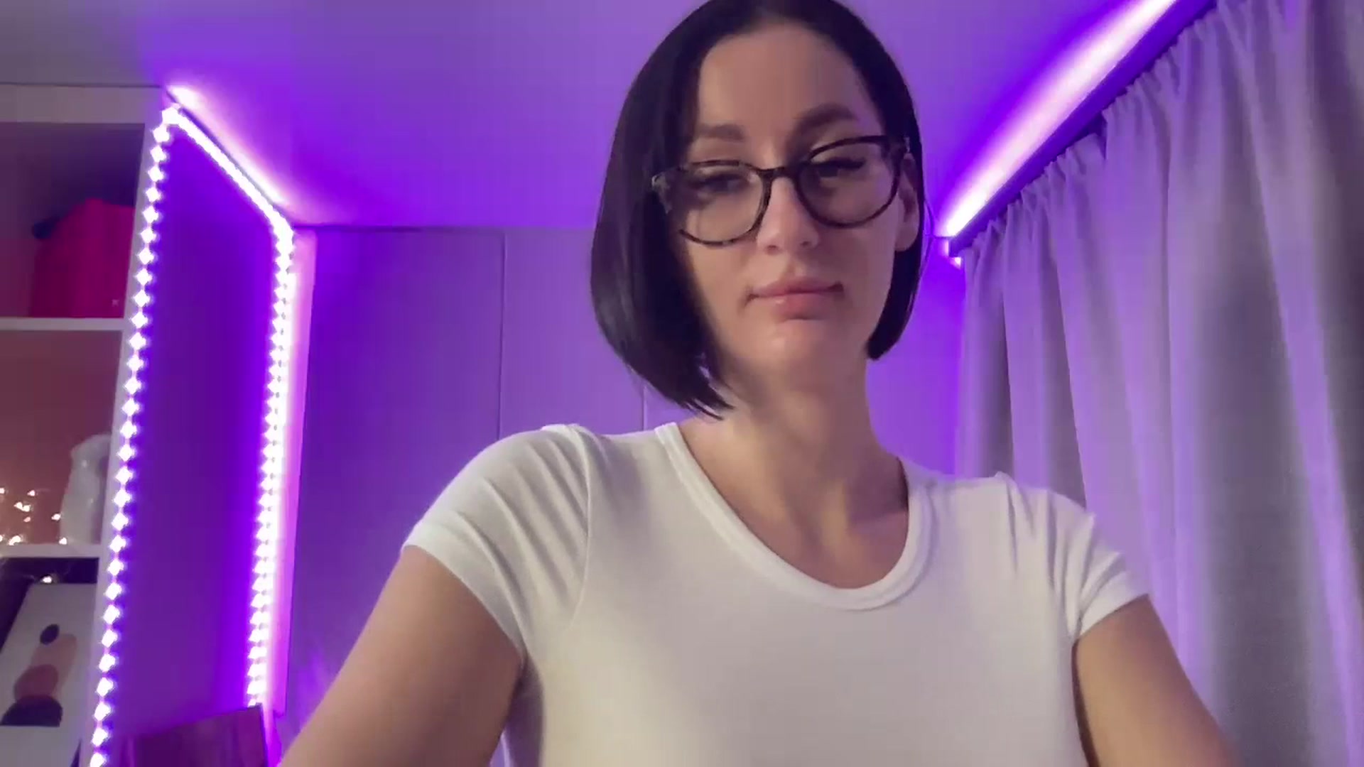 Gallery image thumbnail from Queen_Dasha's myfreecams stream on, 07/15/2023, 19:02 image 15 of 20