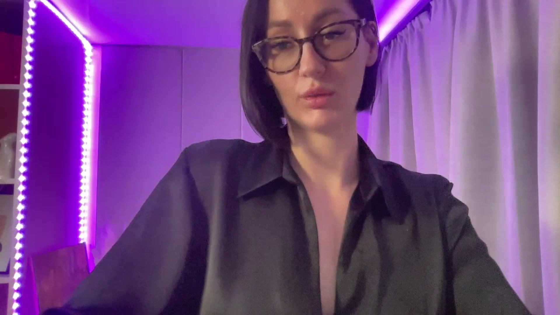 Gallery image thumbnail from Queen_Dasha's myfreecams stream on, 07/15/2023, 20:00 image 14 of 20