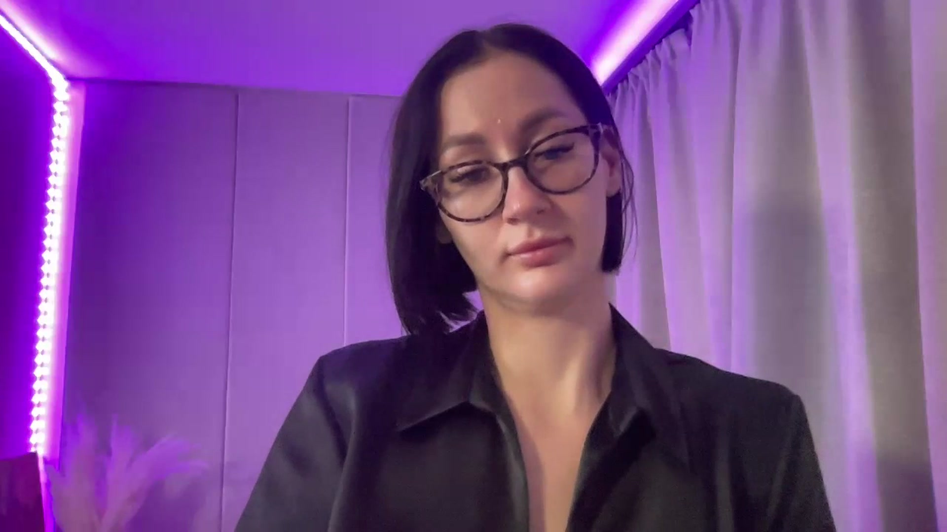 Gallery image thumbnail from Queen_Dasha's myfreecams stream on, 07/15/2023, 20:00 image 19 of 20