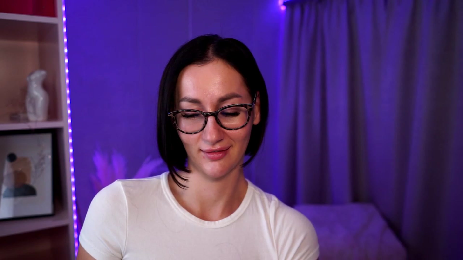 Gallery image thumbnail from Queen_Dasha's myfreecams stream on, 07/19/2023, 23:14 image 11 of 20
