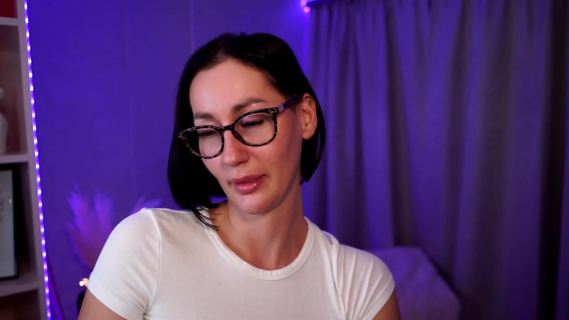 Gallery image thumbnail from Queen_Dasha's myfreecams stream on, 07/19/2023, 23:14 image 18 of 20
