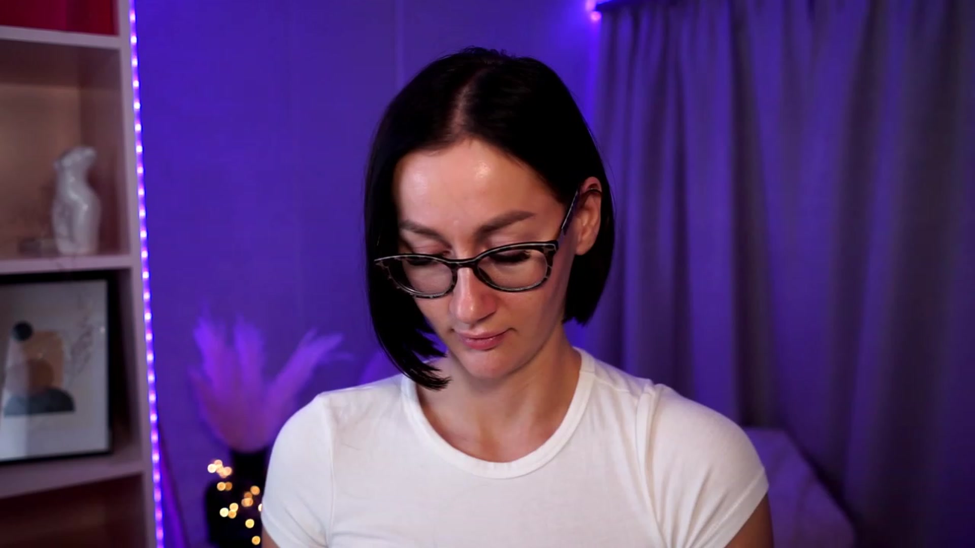 Gallery image thumbnail from Queen_Dasha's myfreecams stream on, 07/19/2023, 23:14 image 1 of 20