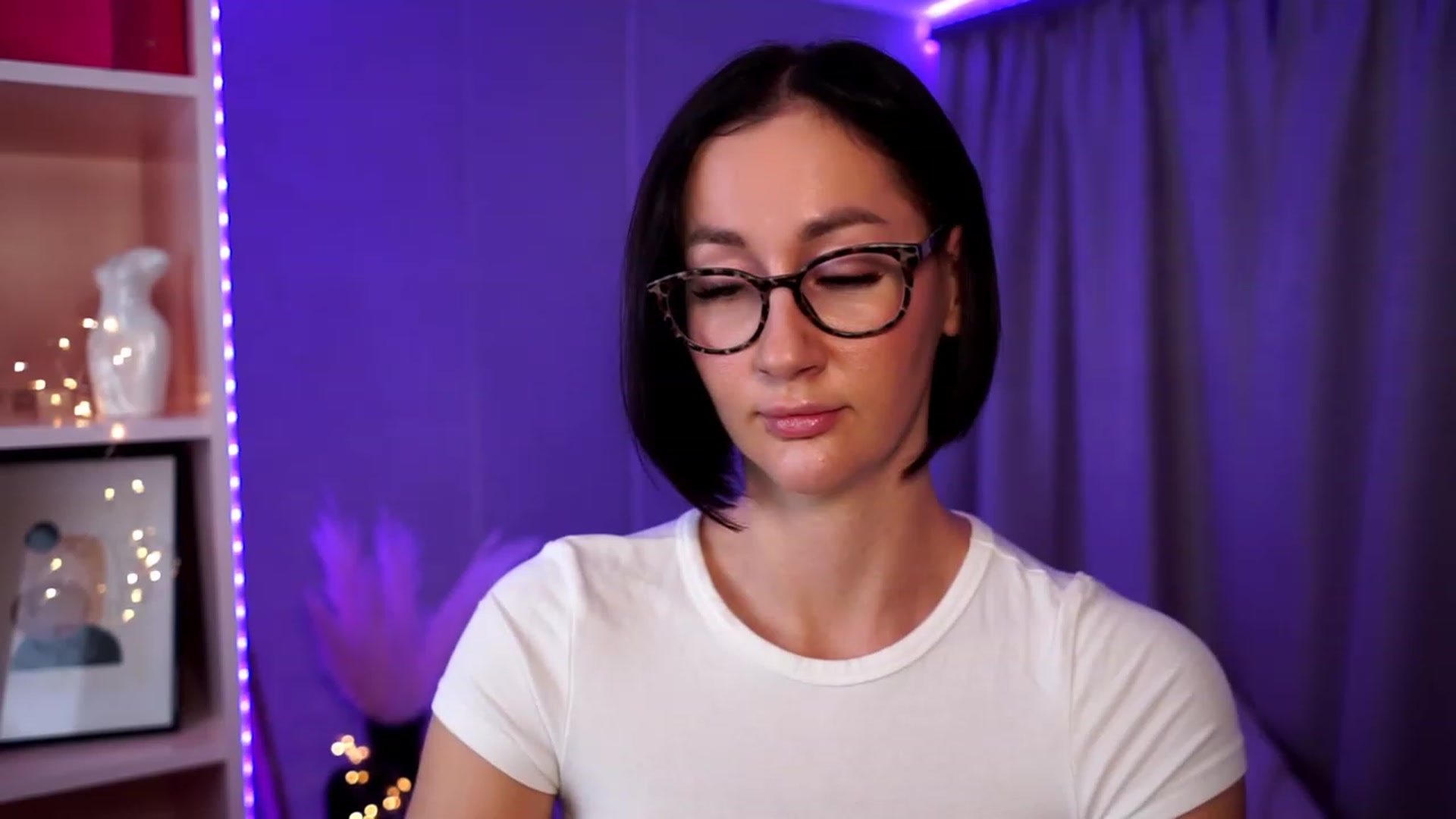 Gallery image thumbnail from Queen_Dasha's myfreecams stream on, 07/21/2023, 17:09 image 12 of 20