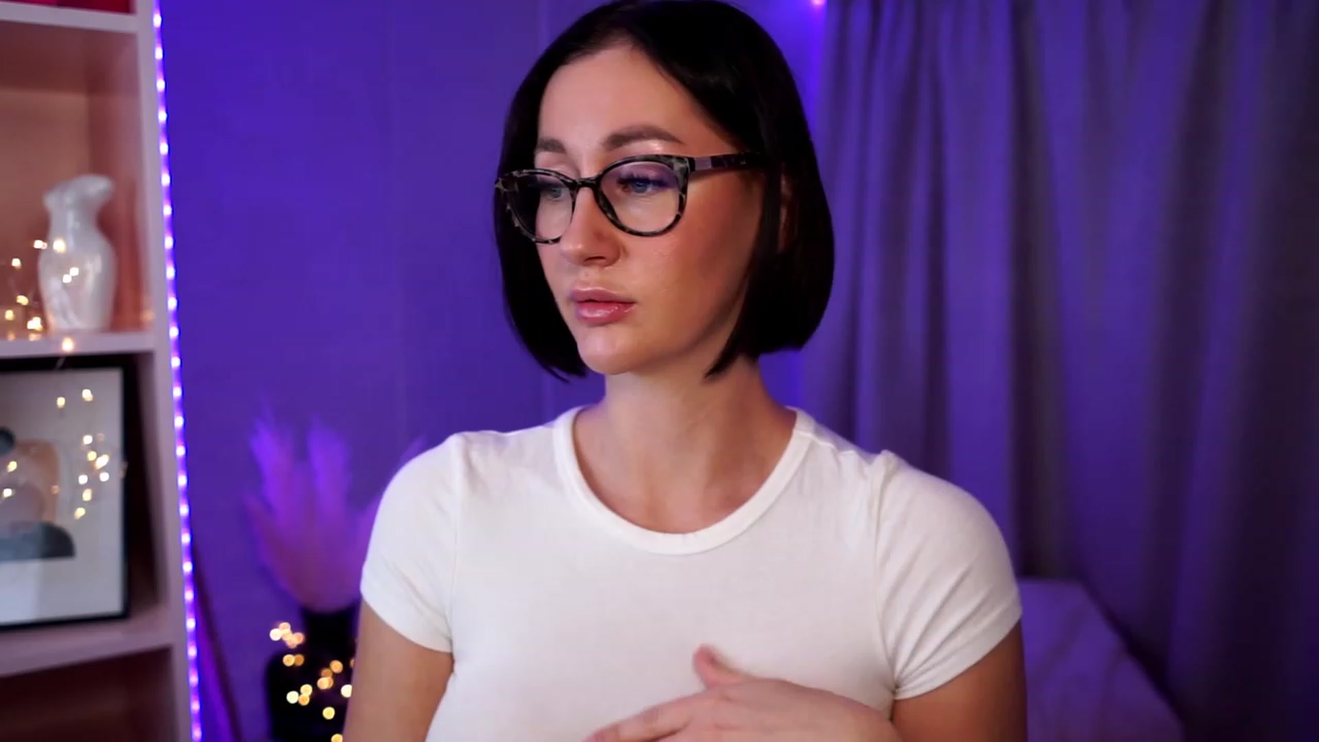 Gallery image thumbnail from Queen_Dasha's myfreecams stream on, 07/21/2023, 17:09 image 7 of 20