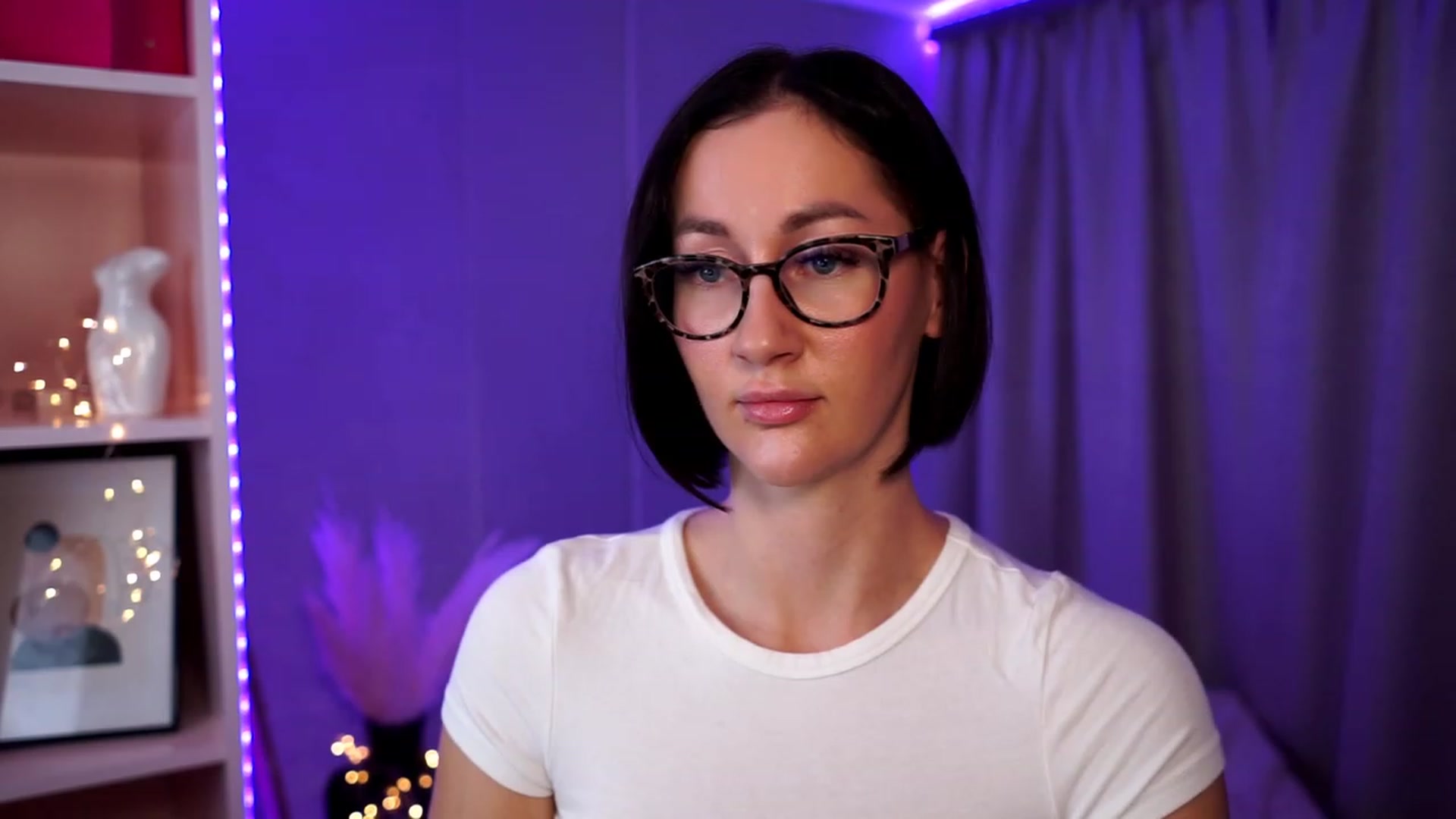 Gallery image thumbnail from Queen_Dasha's myfreecams stream on, 07/21/2023, 17:09 image 14 of 20