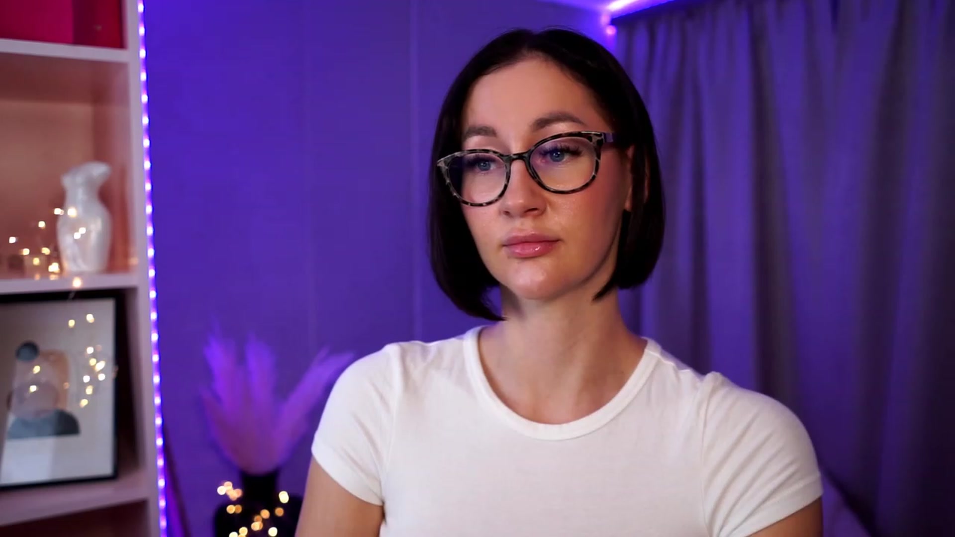 Gallery image thumbnail from Queen_Dasha's myfreecams stream on, 07/21/2023, 17:09 image 10 of 20
