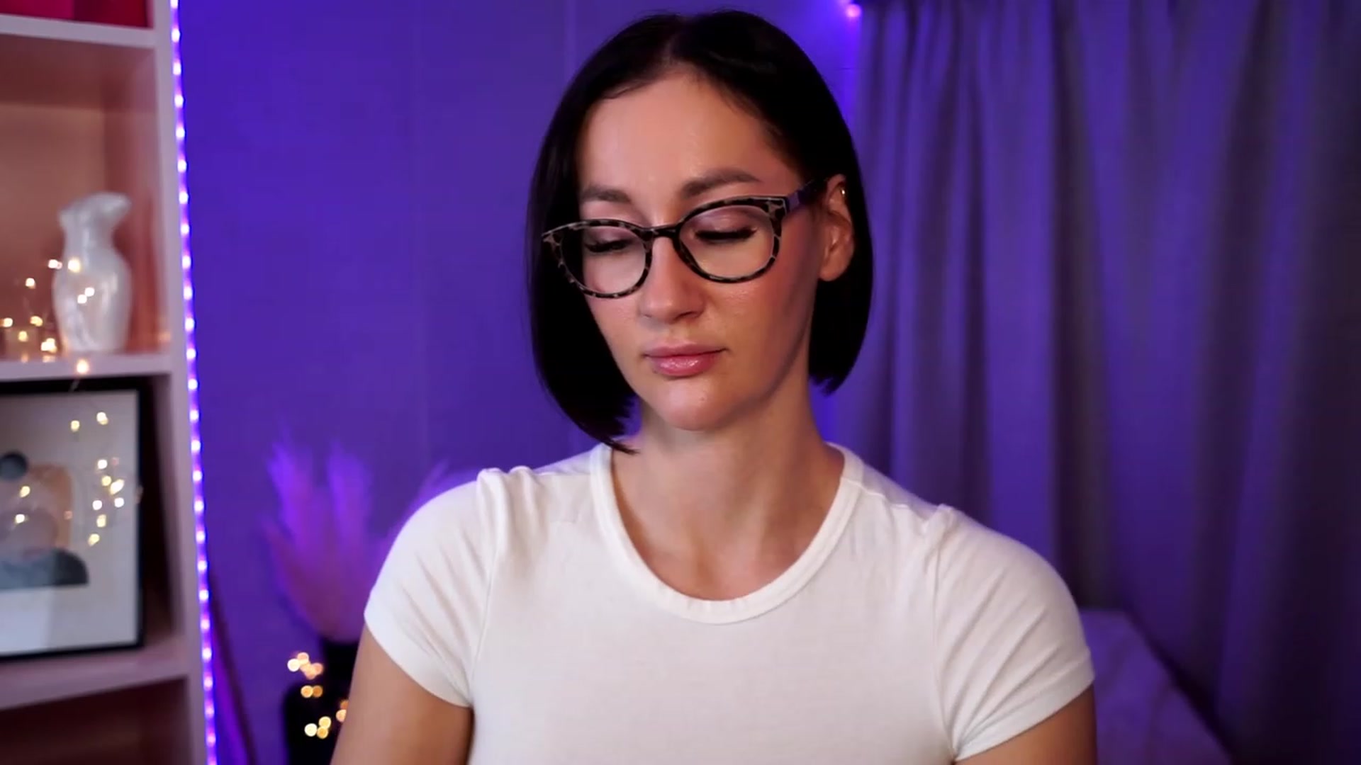 Gallery image thumbnail from Queen_Dasha's myfreecams stream on, 07/21/2023, 17:09 image 18 of 20
