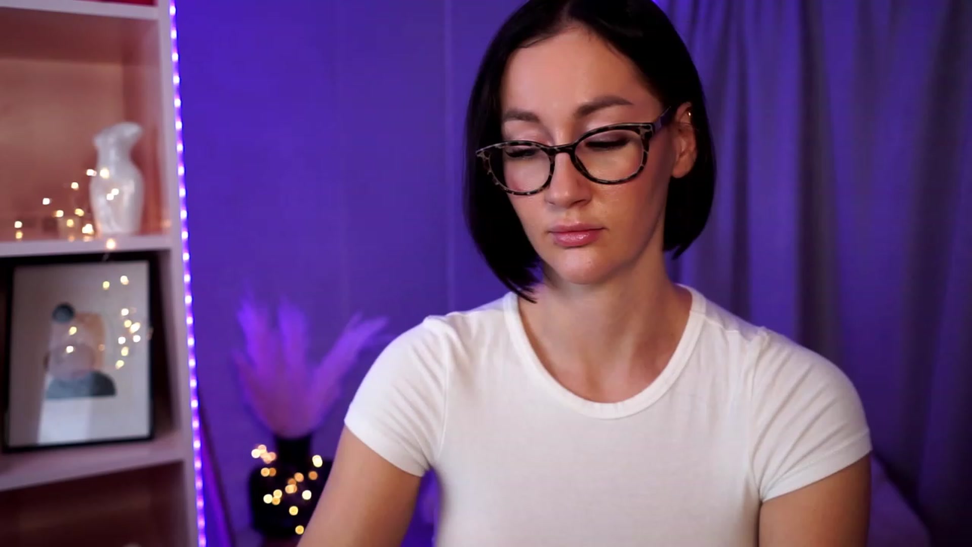 Gallery image thumbnail from Queen_Dasha's myfreecams stream on, 07/21/2023, 17:09 image 5 of 20