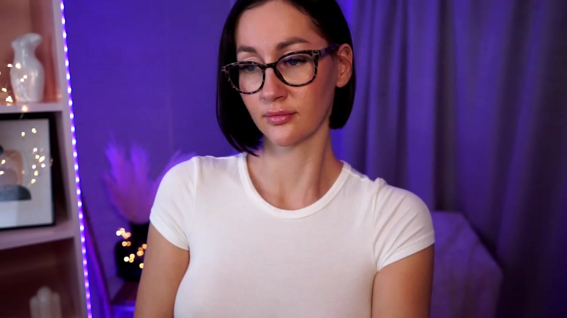 Gallery image thumbnail from Queen_Dasha's myfreecams stream on, 07/21/2023, 21:03 image 6 of 20