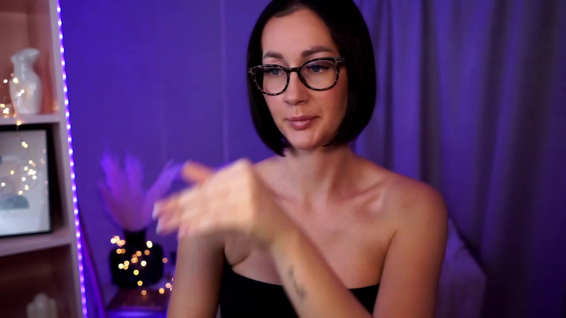 Gallery image thumbnail from Queen_Dasha's myfreecams stream on, 07/24/2023, 17:41 image 1 of 20