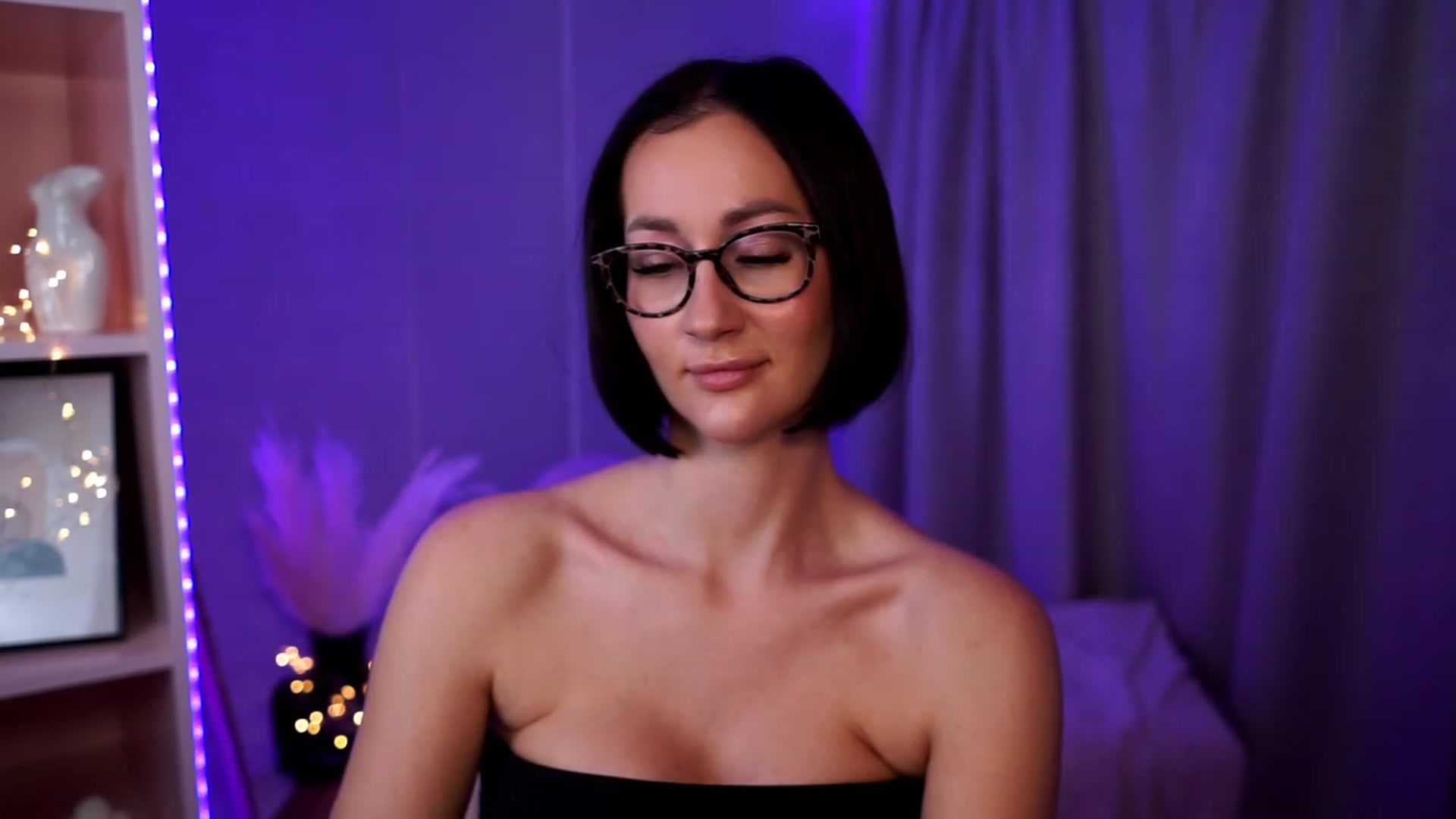 Gallery image thumbnail from Queen_Dasha's myfreecams stream on, 07/24/2023, 19:34 image 17 of 20