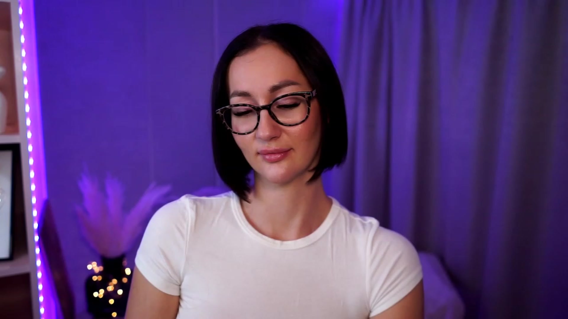 Gallery image thumbnail from Queen_Dasha's myfreecams stream on, 07/28/2023, 17:01 image 18 of 20