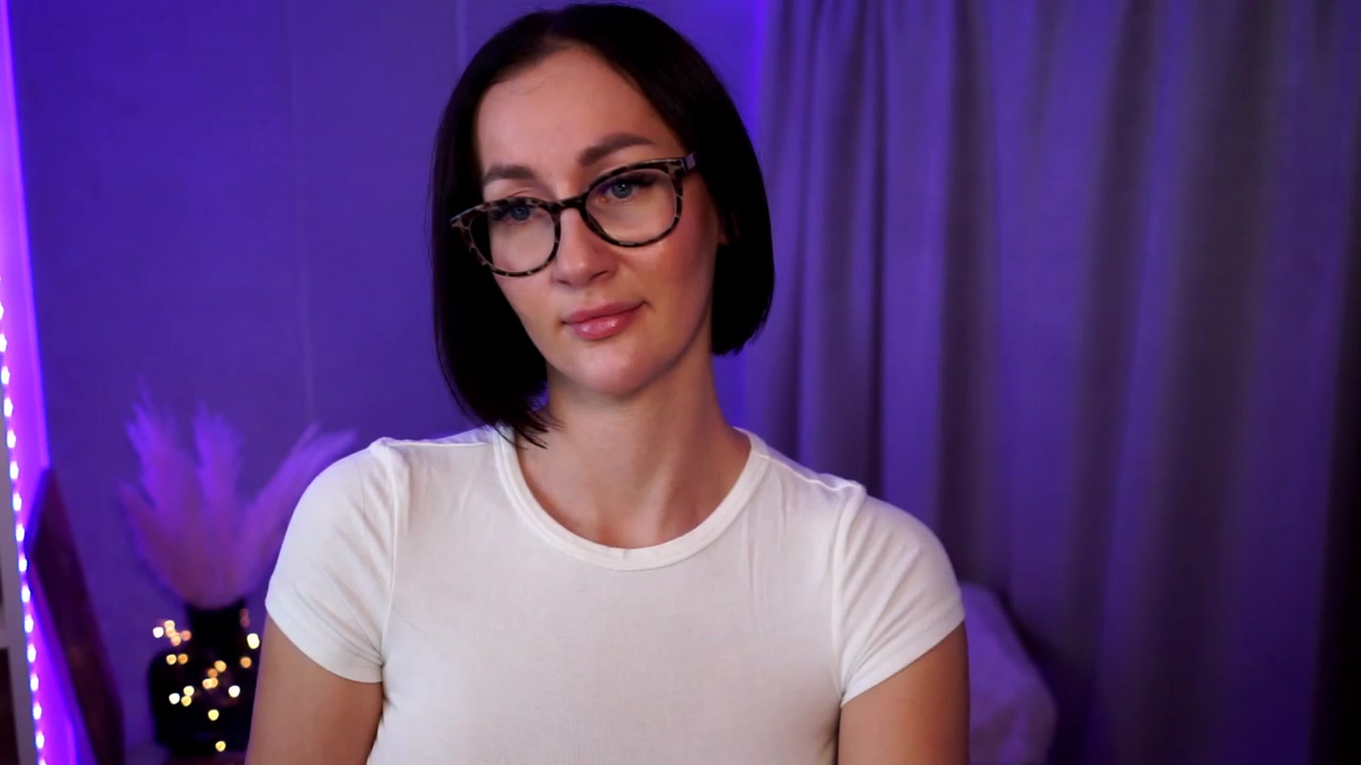 Gallery image thumbnail from Queen_Dasha's myfreecams stream on, 07/28/2023, 17:01 image 11 of 20