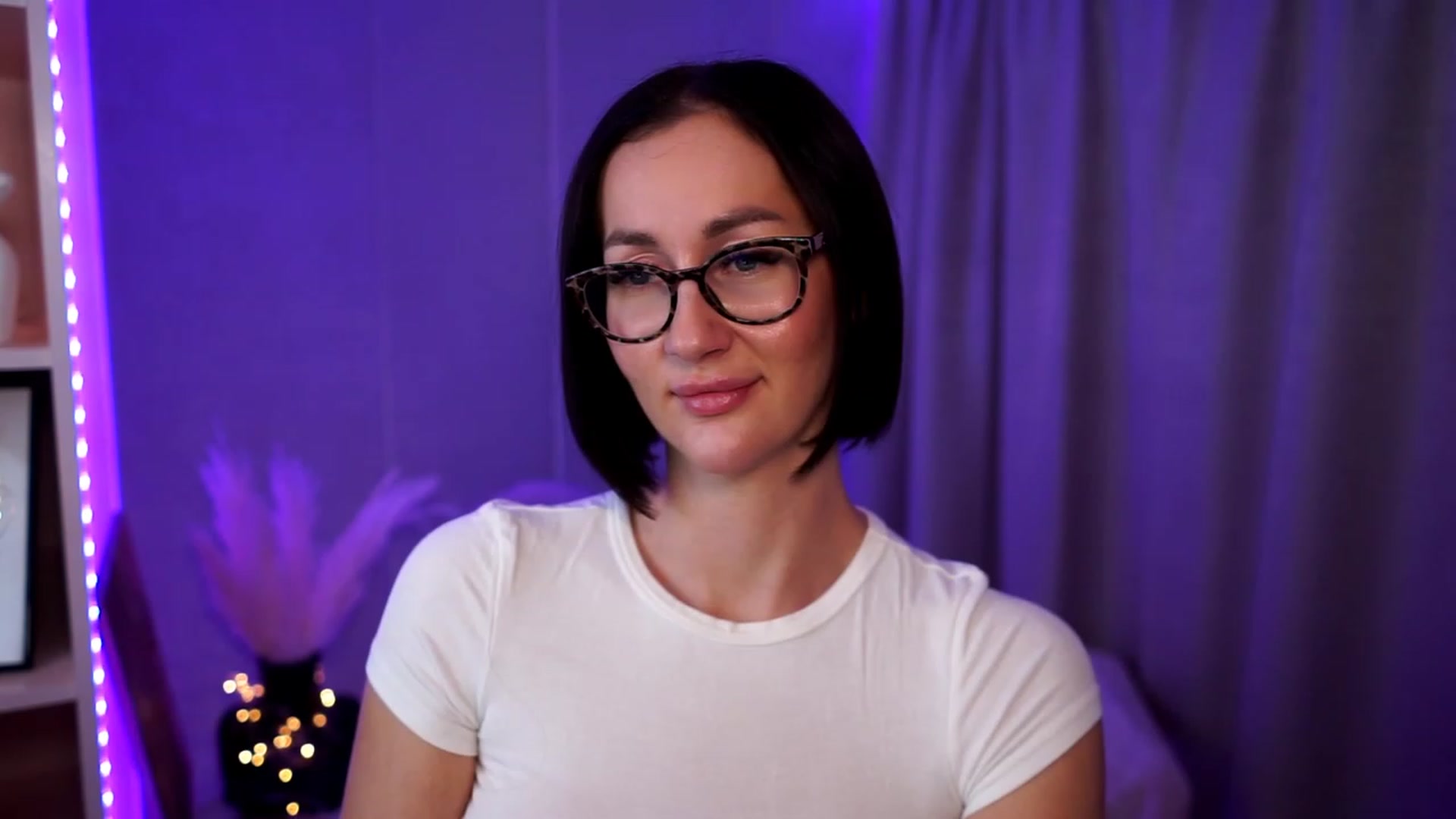 Gallery image thumbnail from Queen_Dasha's myfreecams stream on, 07/28/2023, 17:01 image 19 of 20