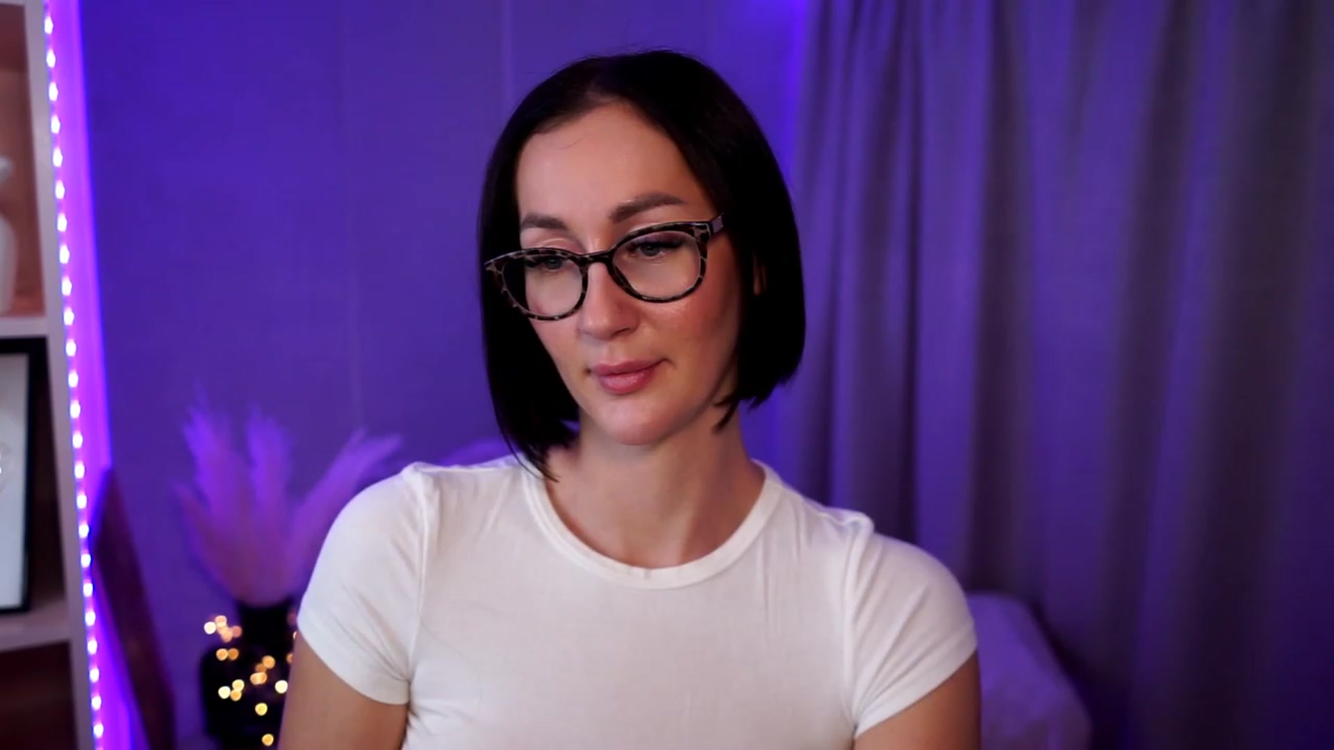 Gallery image thumbnail from Queen_Dasha's myfreecams stream on, 07/28/2023, 17:01 image 17 of 20