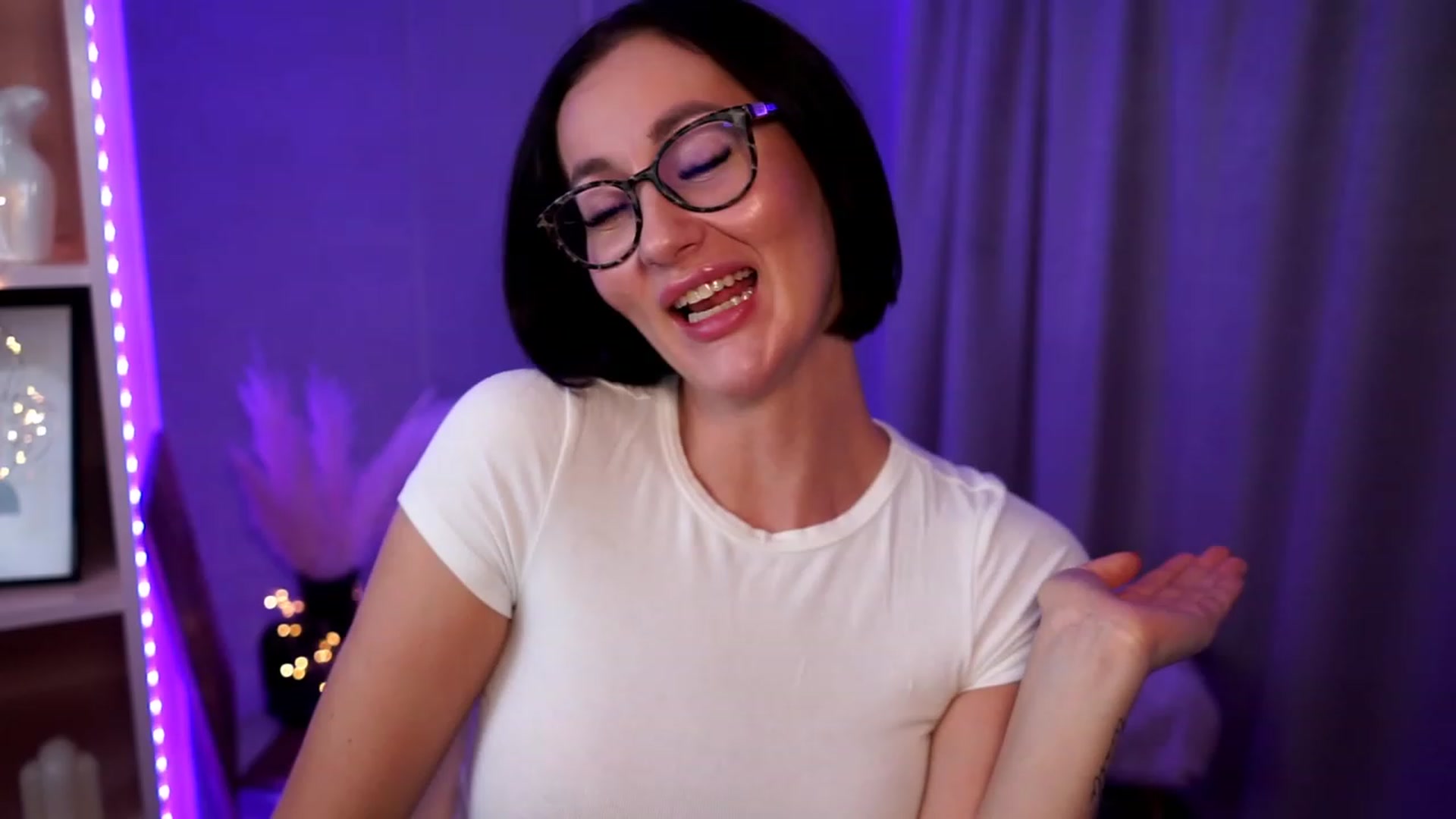 Gallery image thumbnail from Queen_Dasha's myfreecams stream on, 07/28/2023, 17:42 image 2 of 20