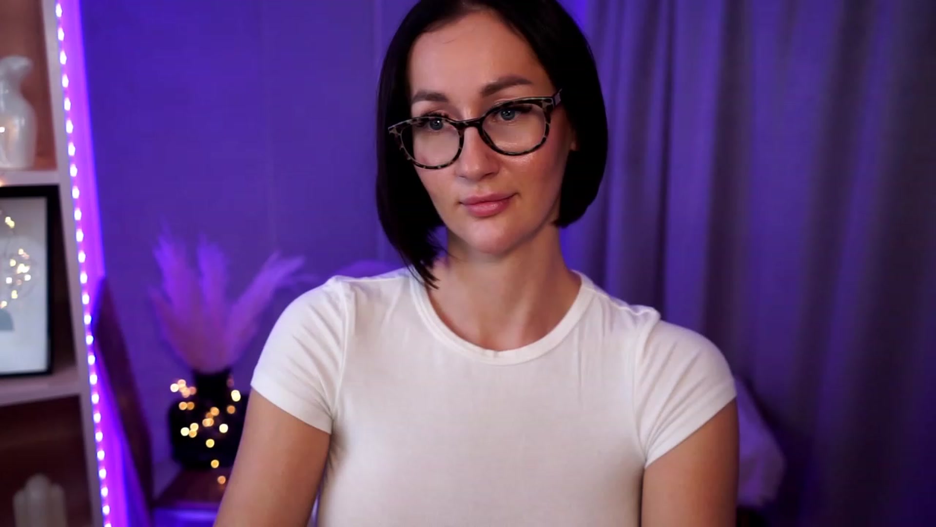 Gallery image thumbnail from Queen_Dasha's myfreecams stream on, 07/28/2023, 17:42 image 1 of 20