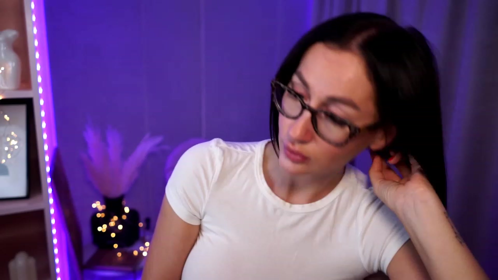 Gallery image thumbnail from Queen_Dasha's myfreecams stream on, 07/28/2023, 17:42 image 10 of 20