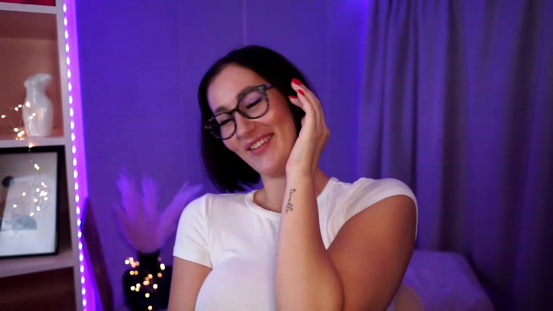 Gallery image thumbnail from Queen_Dasha's myfreecams stream on, 07/28/2023, 18:29 image 19 of 20